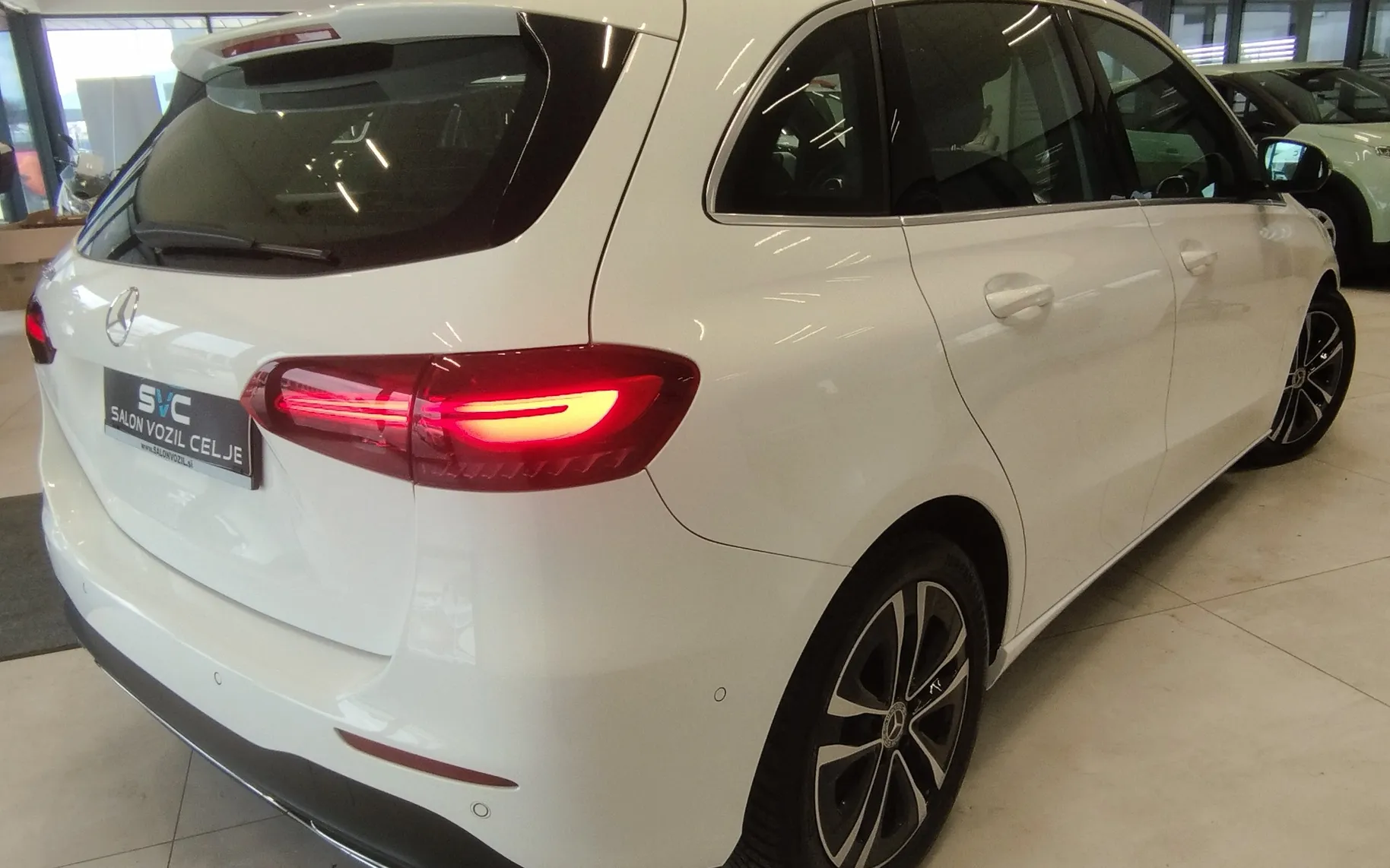 Zunanja slika - Mercedes-Benz B-Razred - B 180 d PROGRESSIVE Line Avt. - 4