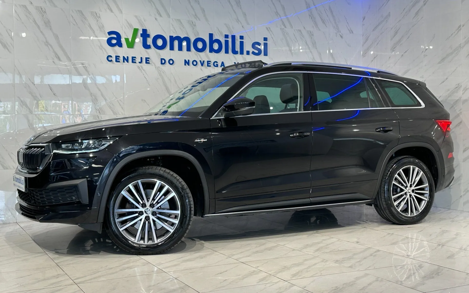 Zunanja slika - Škoda Kodiaq - 2.0 TSI 4x4|LK|Pano|ACC|360K|Hlaj|Memory|Canton| - 2