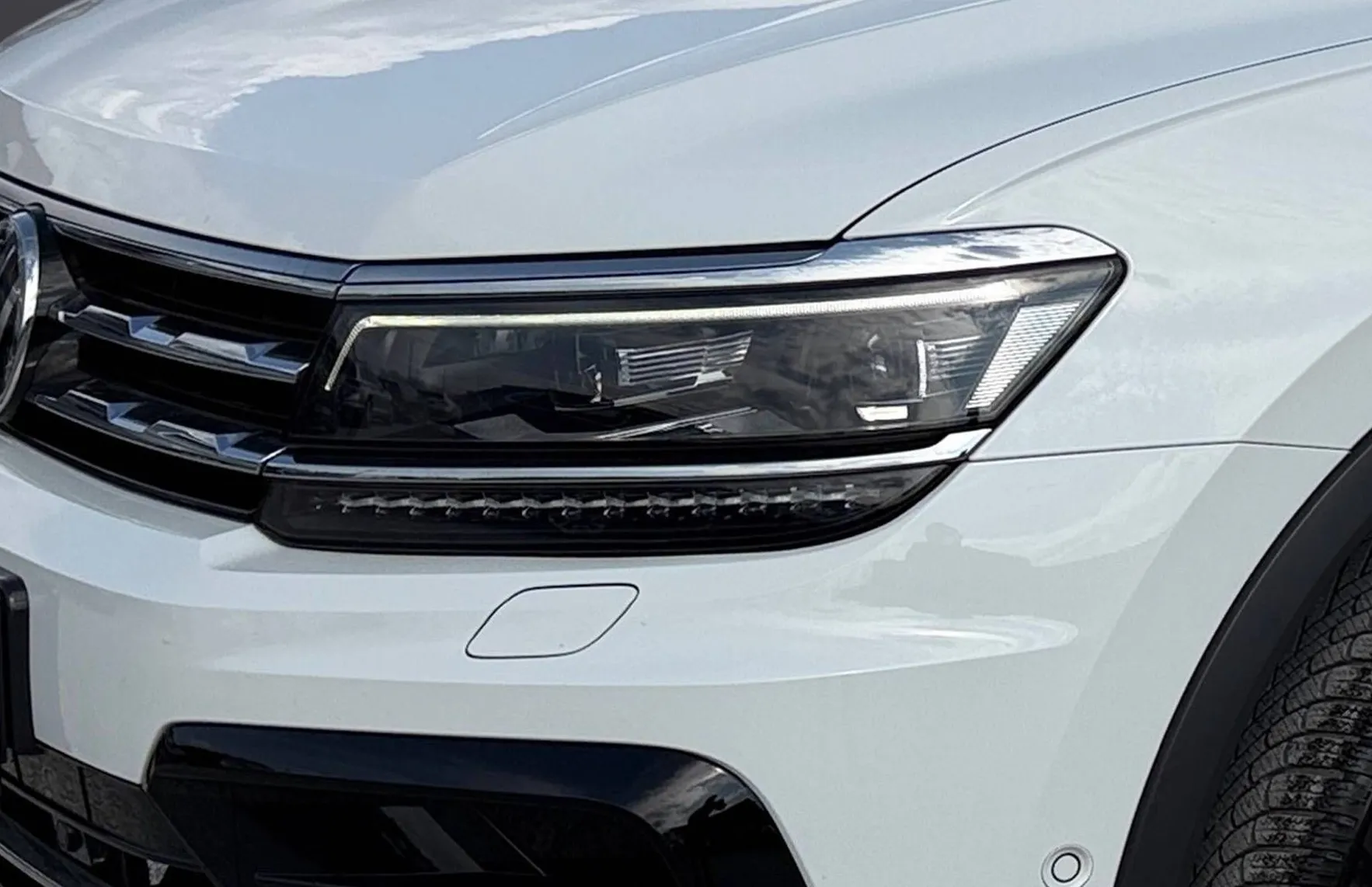 Zunanja slika - VW Tiguan Allspace - 2.0 TDI 4MOTION avt. R-Line 147kW-SLO-1.lastnik - 5