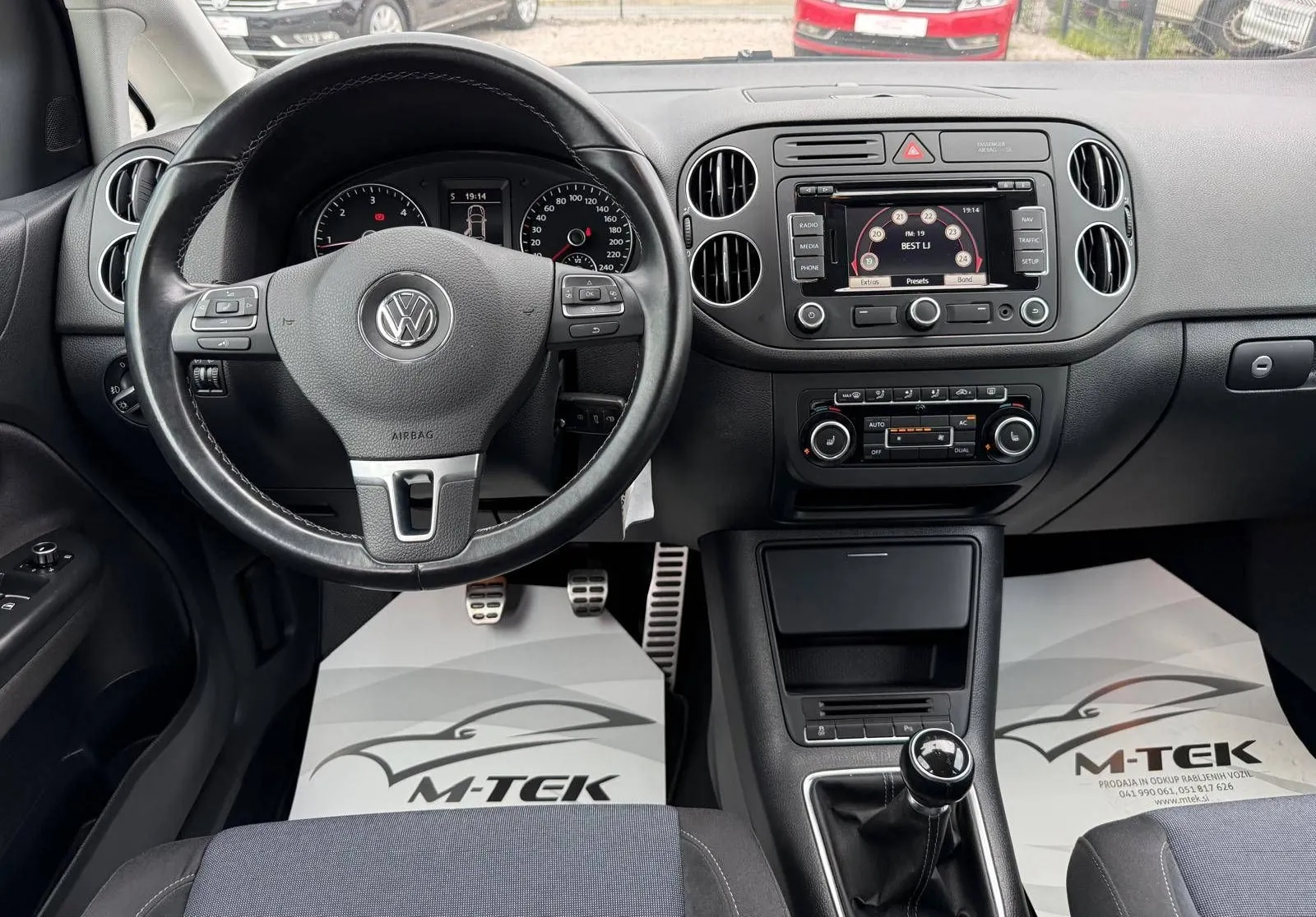 Notranja slika - Volkswagen Golf Plus - Comfortline 2.0 TDI - 8