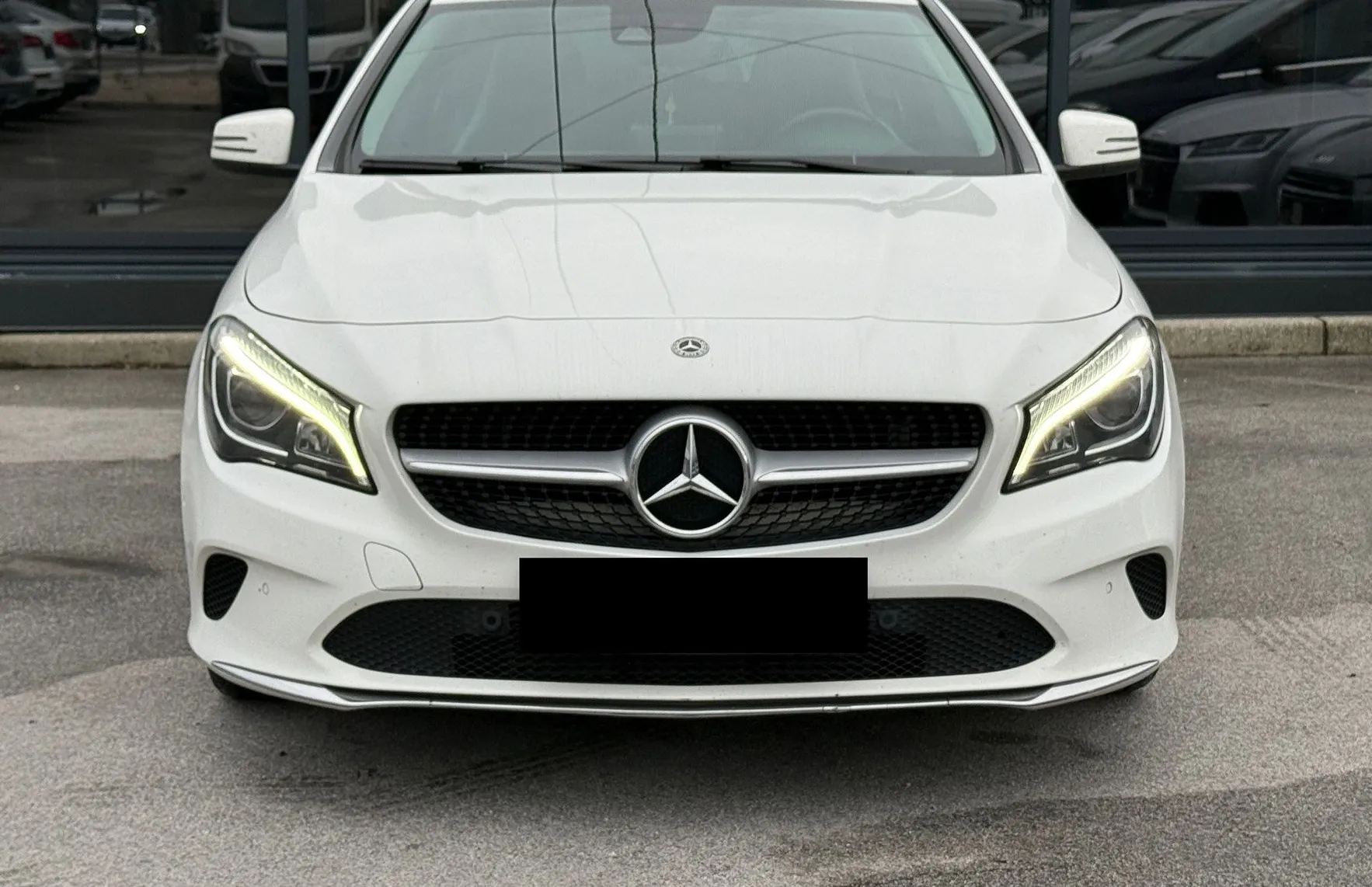 Zunanja slika - Mercedes-Benz CLA-Razred - CLA Shooting Brake 200D Aut. le 123000km LED-NAVI- ALU 18-BT-SLO- - 3