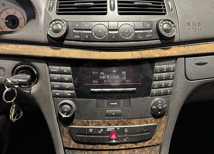 Zunanja slika - Mercedes-Benz E-Razred - E 220 CDI AVANTGARDE - 13