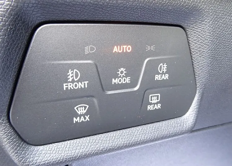 Zunanja slika - Seat Leon - 1.5 TSI SP STYLE 116KM - VLEČNA KLJUKA - - 17