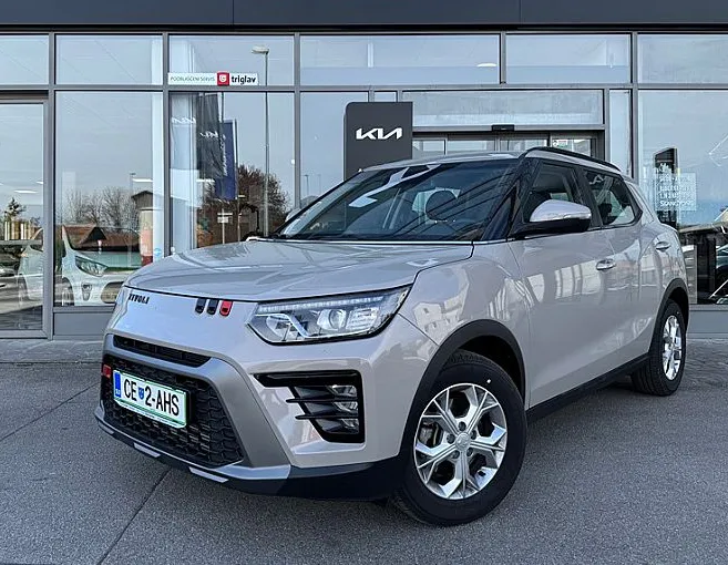 Zunanja slika - SsangYong Tivoli - 1.5 T-GDi Fresh 2WD M T  TESTNE VOŽNJE - 1