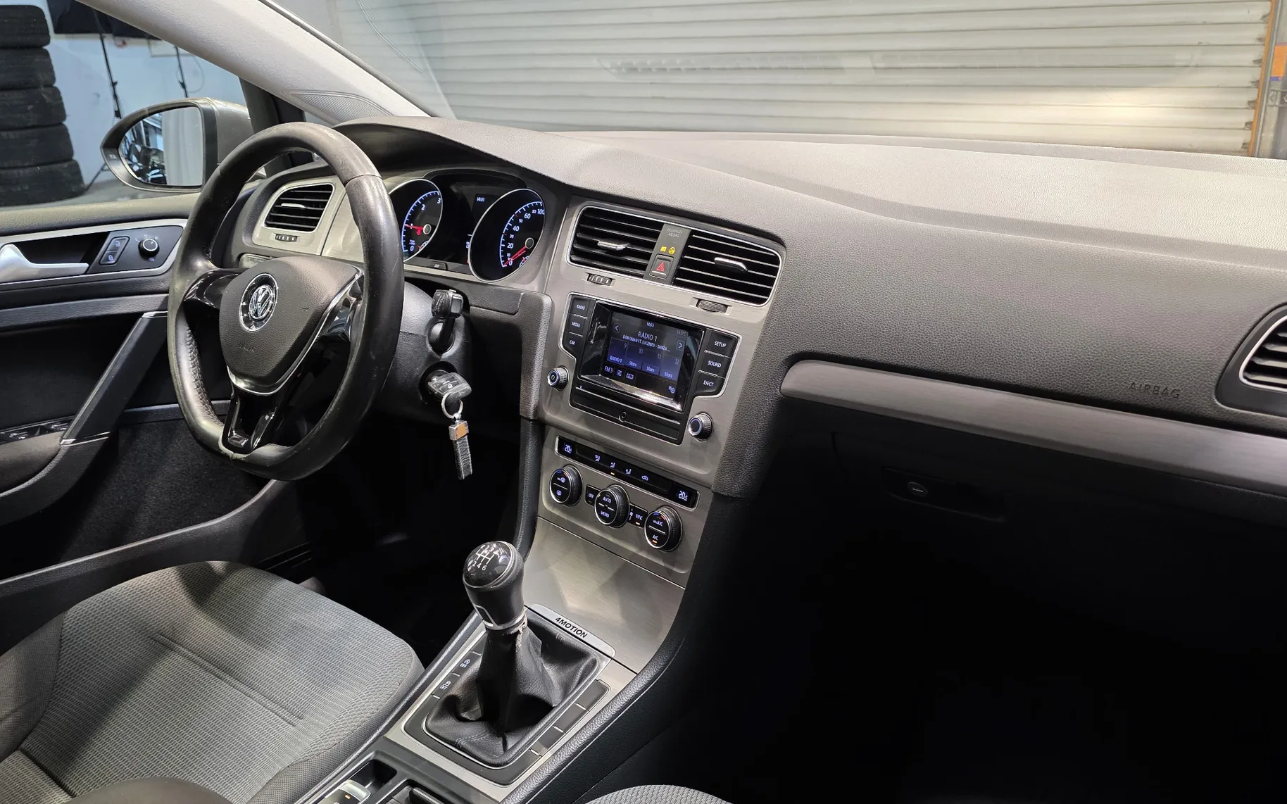 Zunanja slika - Volkswagen Golf - 4MOTION 2.0TDI BMT 1.LAST SLO TEMP ALU KLJUKA - 8