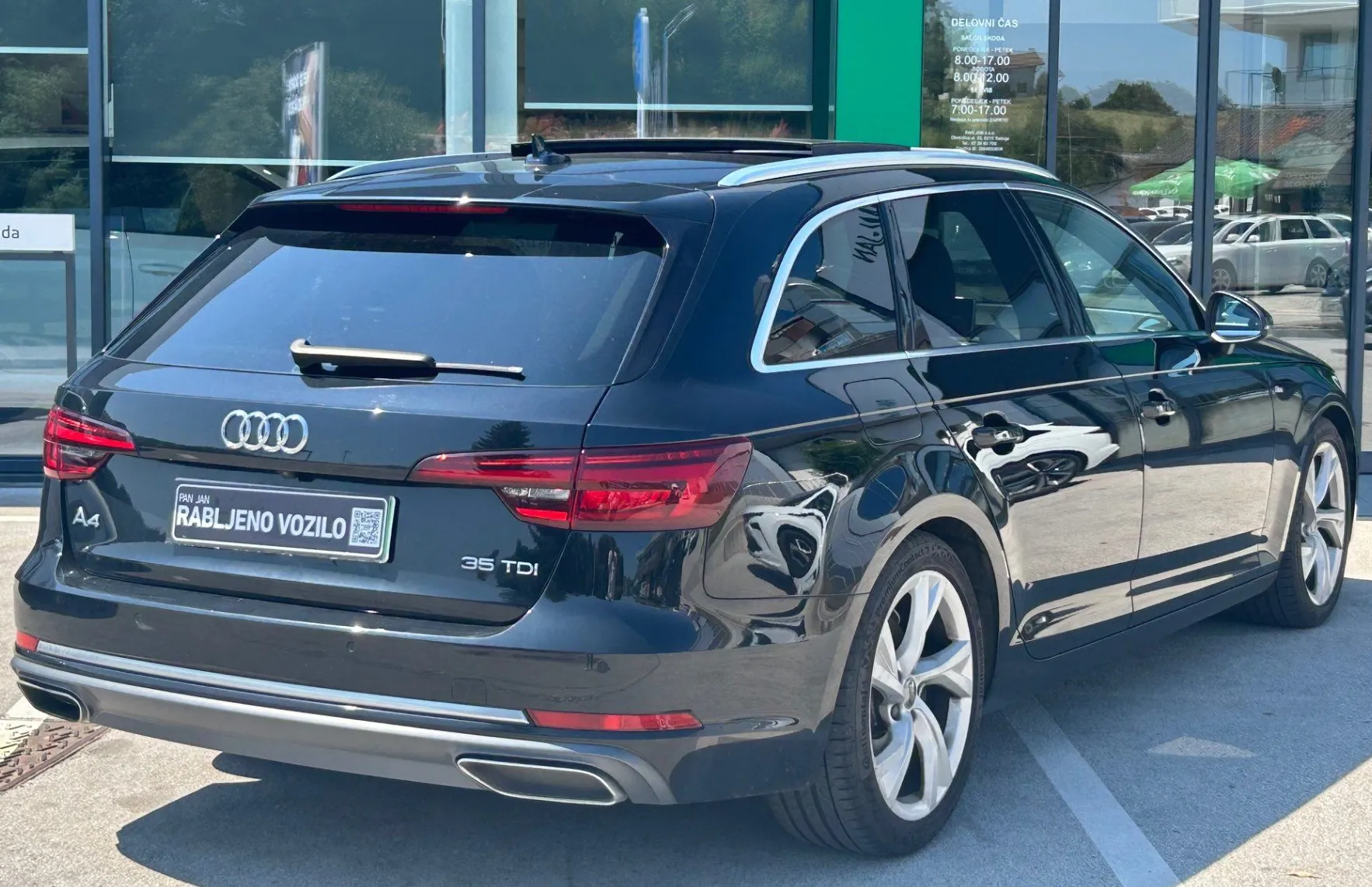 Zunanja slika - Audi A4 - Avant 35 TDI Sport S - Line  S tronic - 2