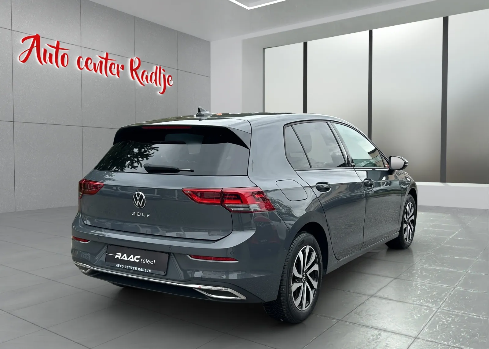 Zunanja slika - Volkswagen Golf - 1,5 TSI ACT BMT Life - 4