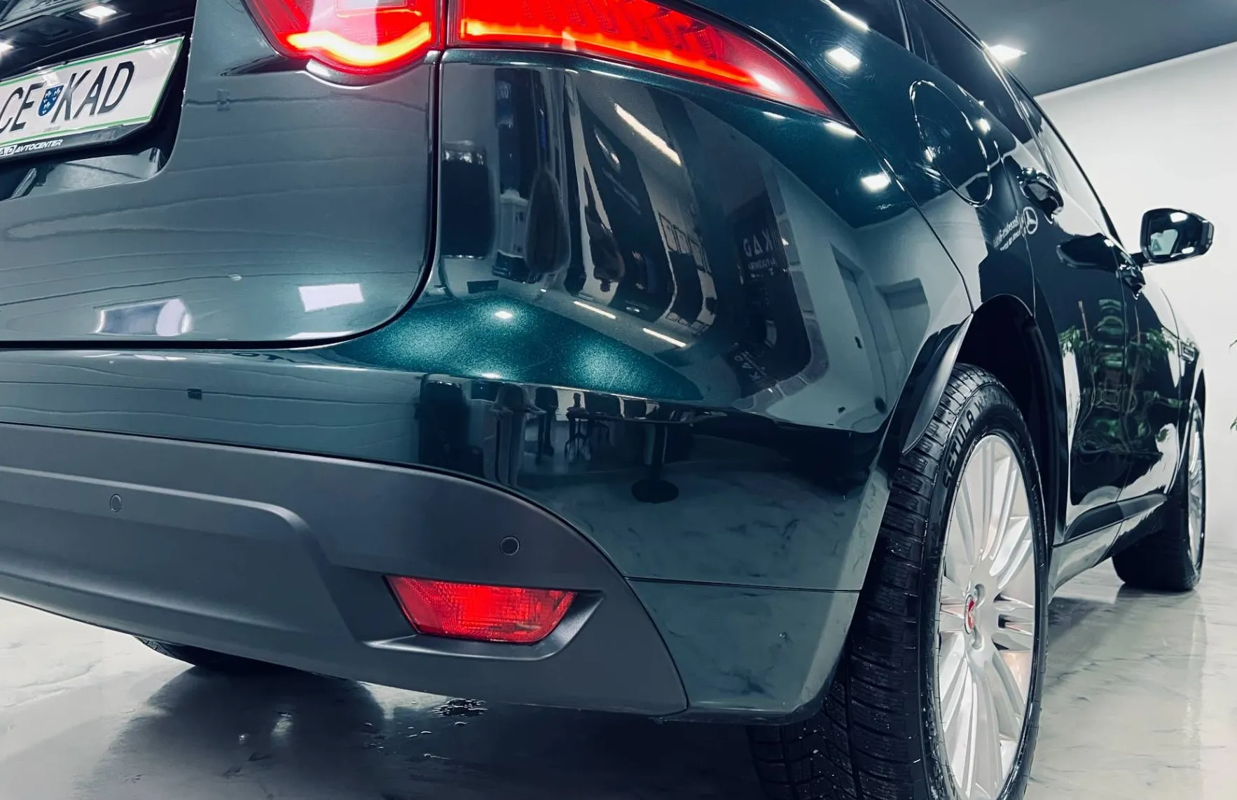 Zunanja slika - Jaguar F-PACE - 2.0 TD 180KM AWD avt R-Sport - 13