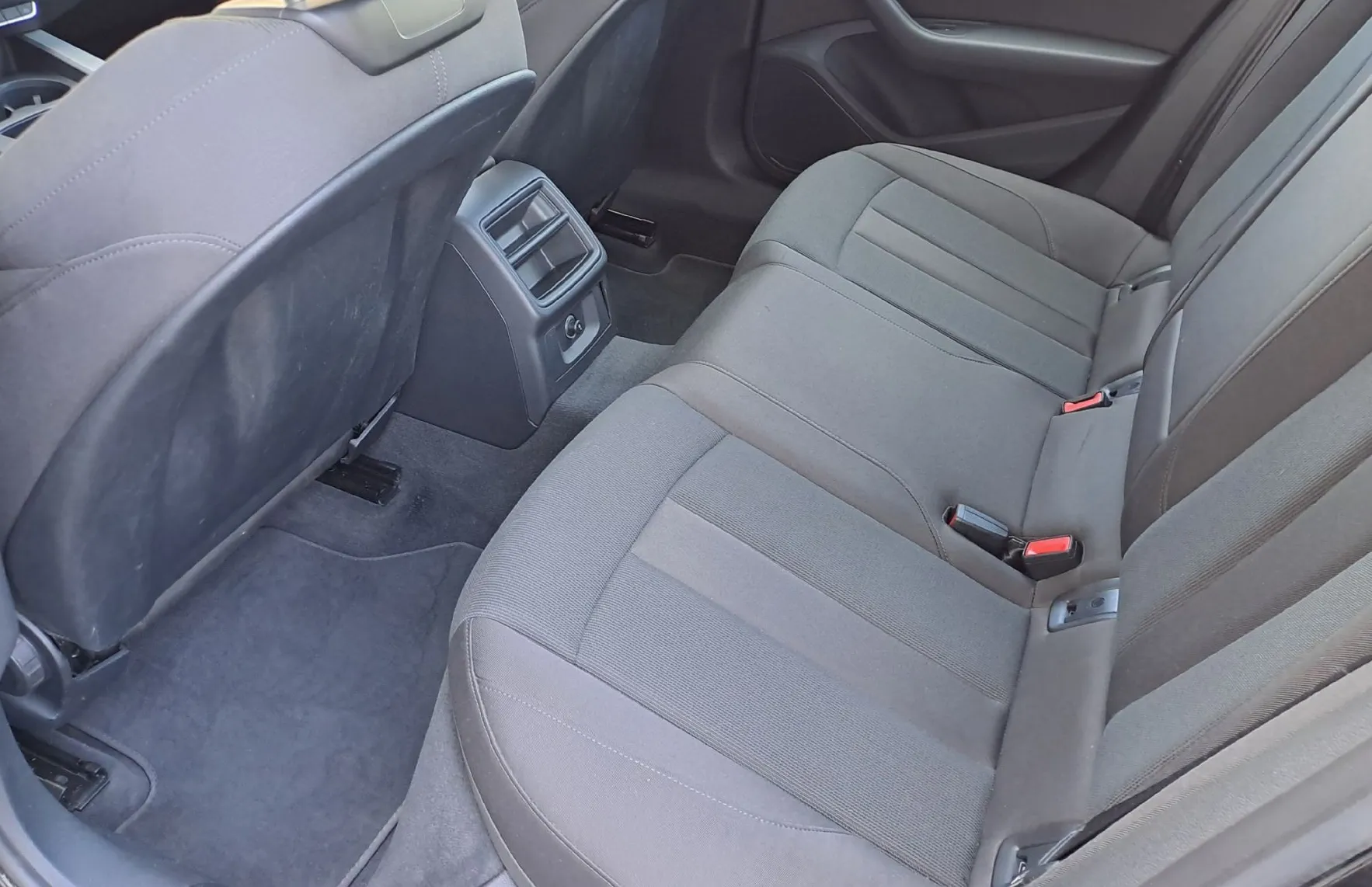 Zunanja slika - Audi A4 - Avant 35 TFSI Advanced S tronic - 8