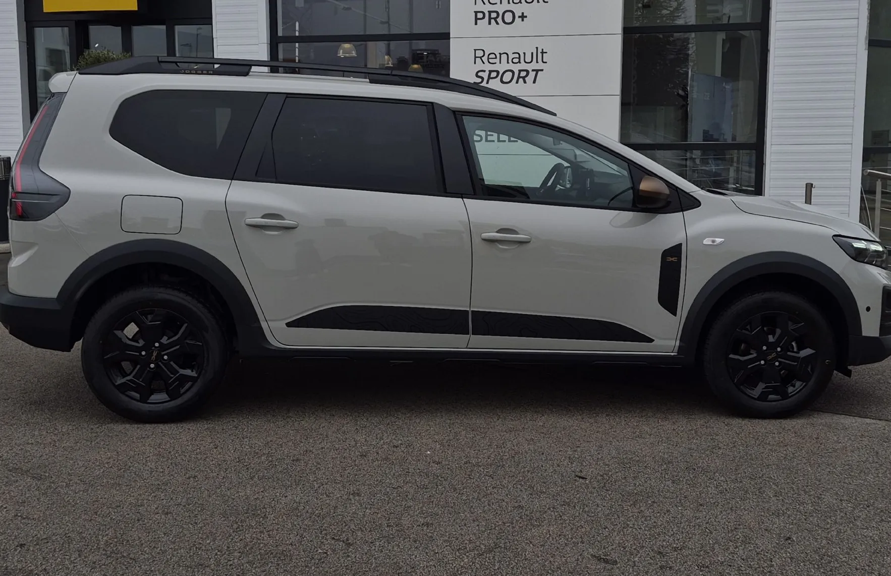 Zunanja slika - Dacia Jogger - Extreme TCe 110 - 4