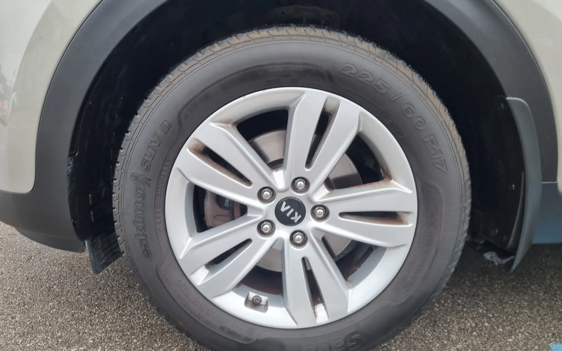 Zunanja slika - KIA Sportage - 1.7 - SLOVENSKI - 2. LASTNIK - POTRJENA SERVISNA - 3