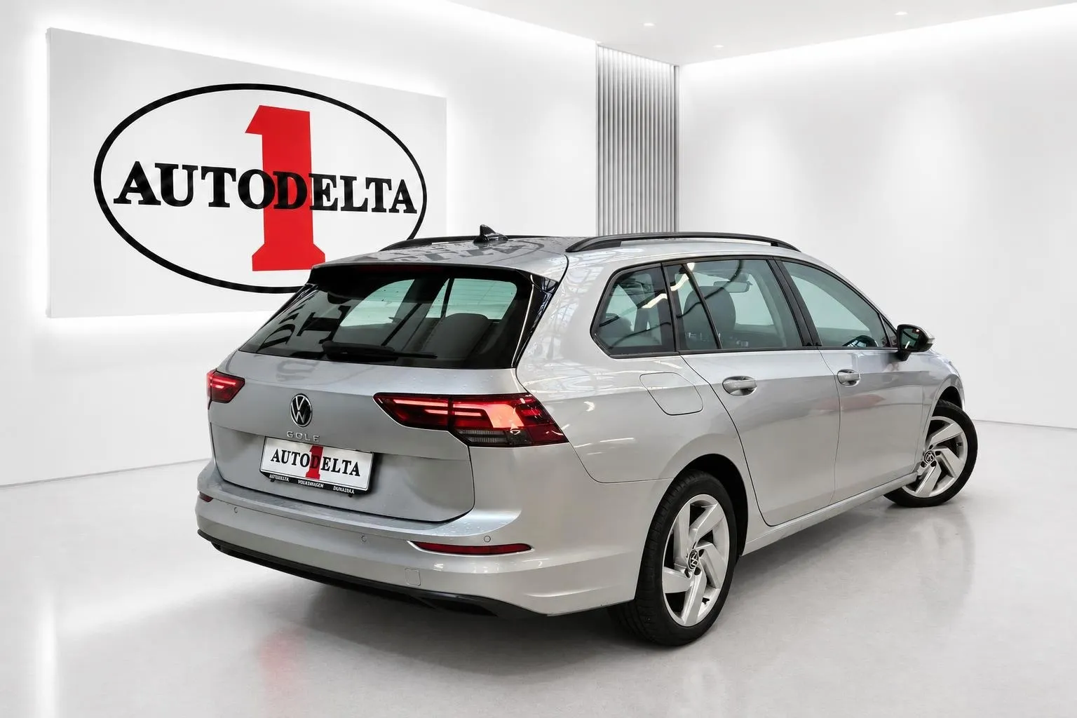 Zunanja slika - Volkswagen Golf Variant - 2.0 TDI BMT Life - 3
