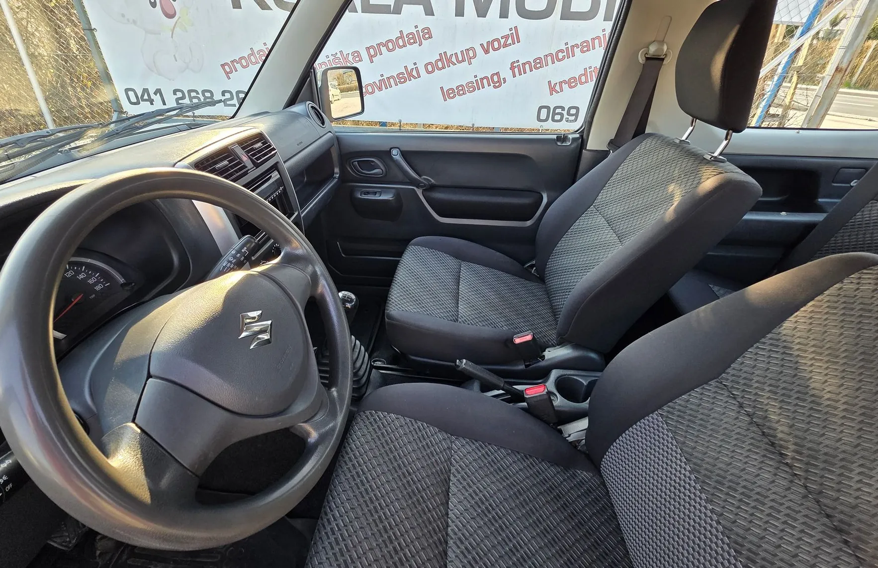 Zunanja slika - Suzuki Jimny - 1.3 VVT 4X4 CLUB ATRAKTIVEN-KLIMA-2.LASTNIK - 9