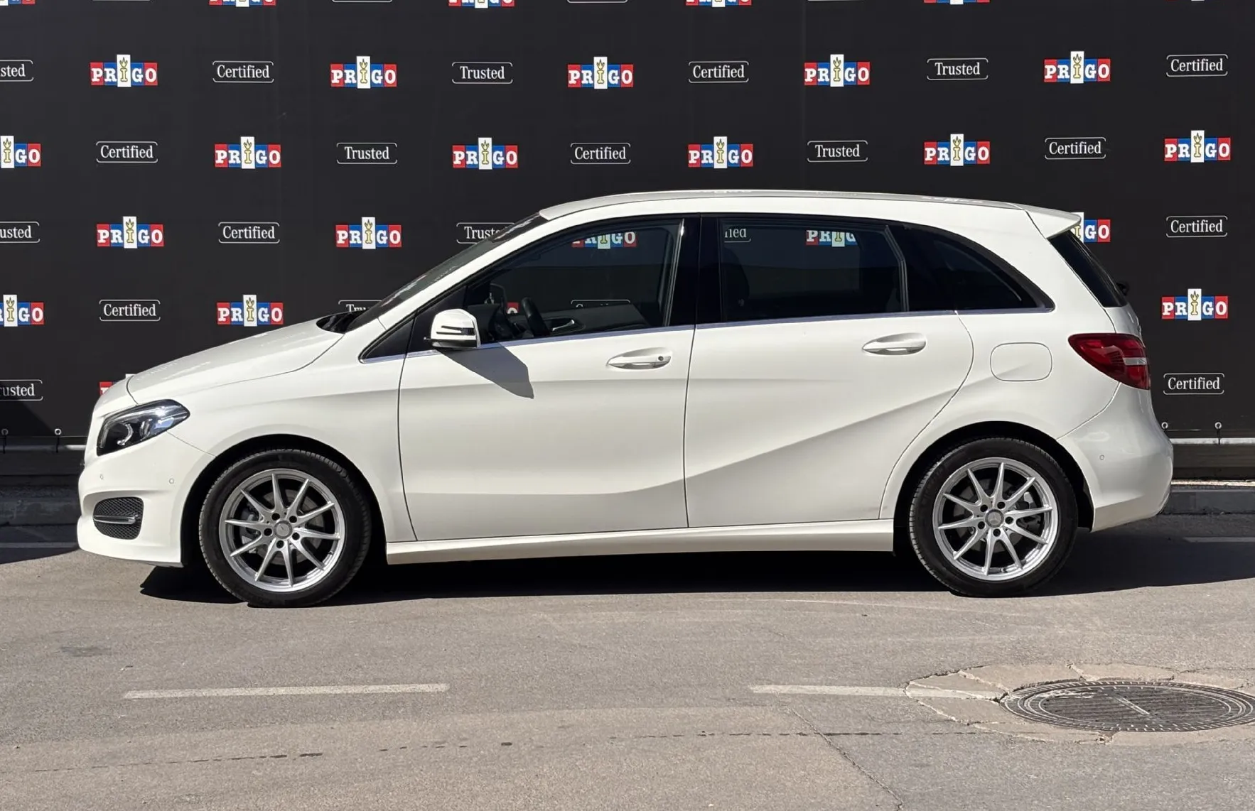 Zunanja slika - Mercedes-Benz B-Razred - B 200 d 4MATIC Urban Avt. Slovenski. 4x4 - 2