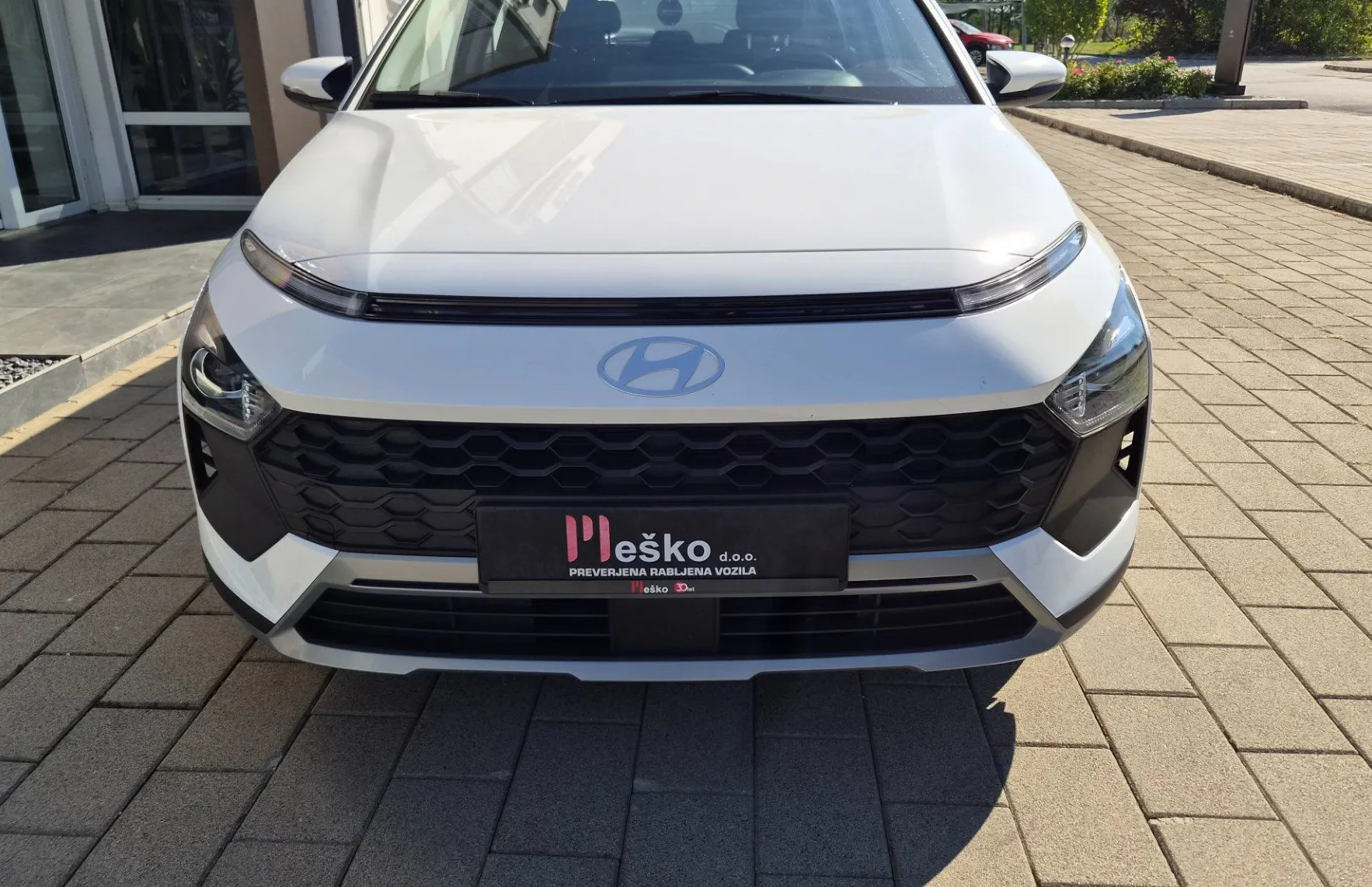 Zunanja slika - Hyundai Bayon - 1.2 MPI slo-1 last-tov.garancija-kamera-ac-pdc-... - 3