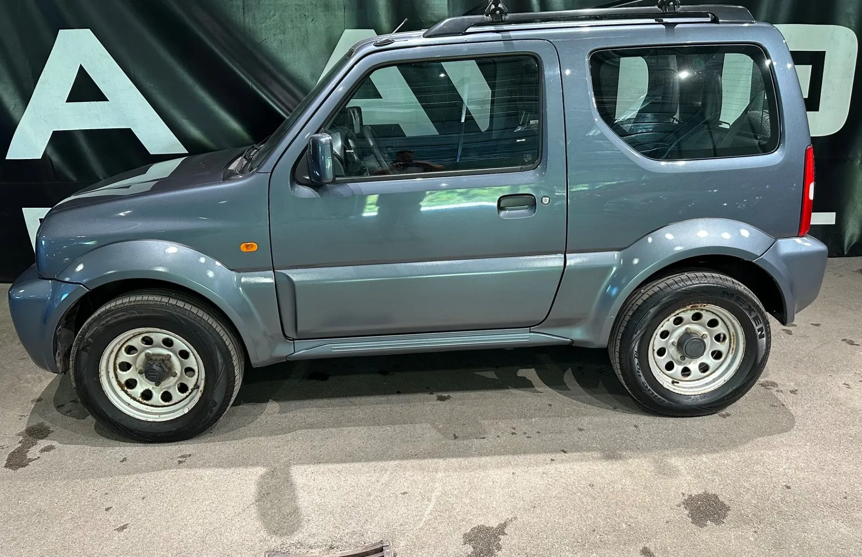 Zunanja slika - Suzuki Jimny - 1.3 VX 4x4 samo 31.386KM - 4