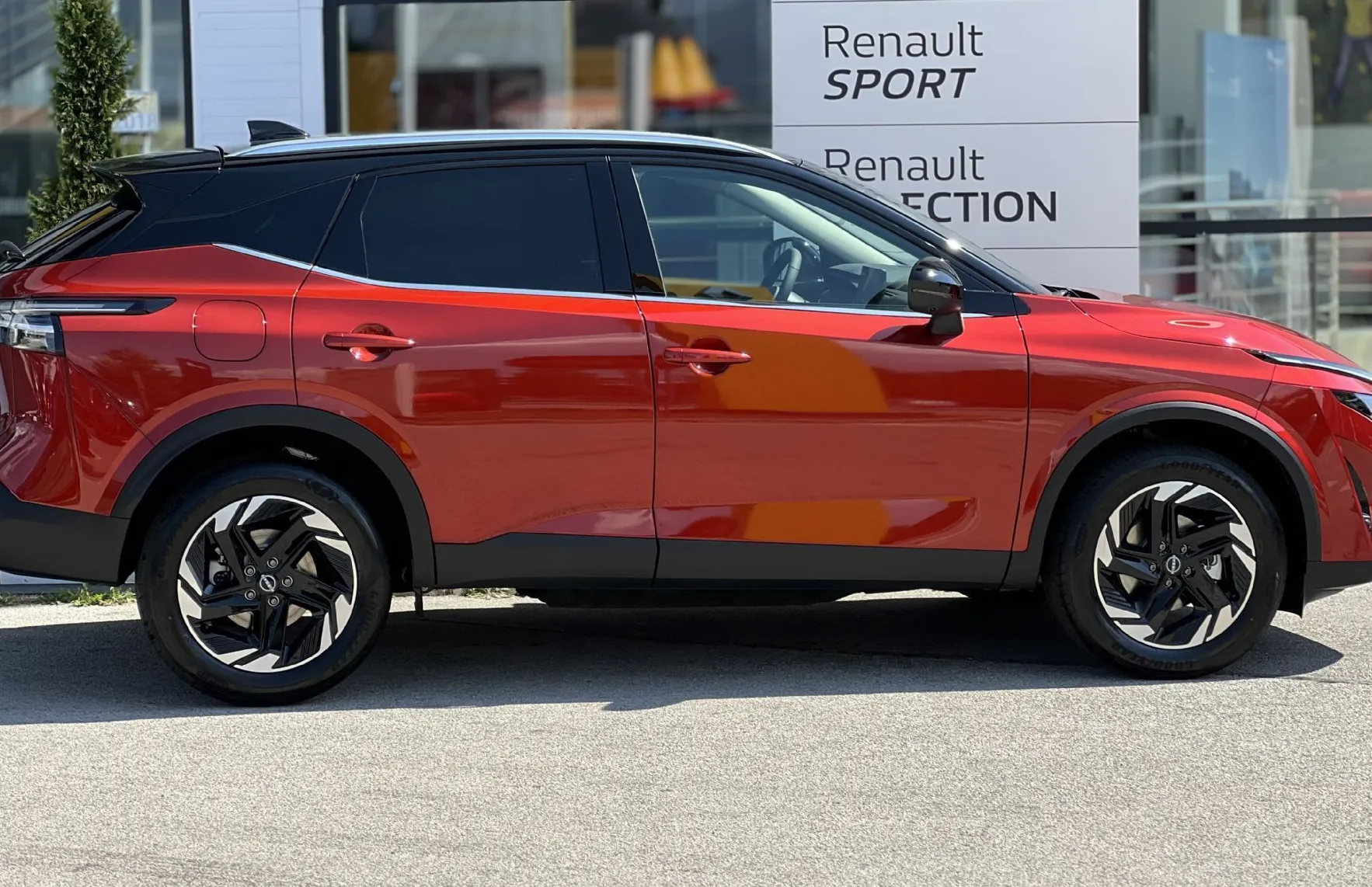 Zunanja slika - Nissan Qashqai - 1.3 DIG-T MHEV N-Connecta X-Tronic - 12