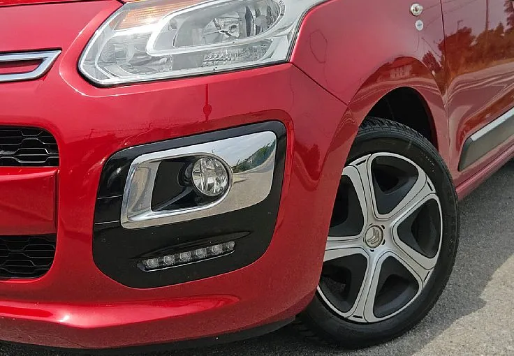 Zunanja slika - Citroën C3 Picasso - 1.2 110ks °1.UPORABNIK° °SLO-POREKLO° °LED° - 12