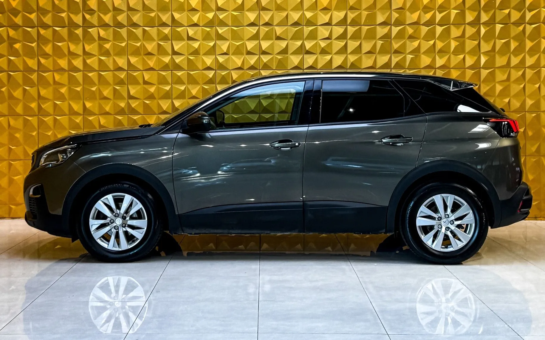 Zunanja slika - Peugeot 3008 - 1.2i AUT-VIRTUAL-F1-NAVI-MULTIFUNKCIJA-RADAR - 6