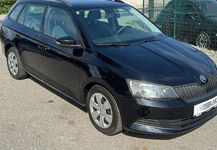 Zunanja slika - Škoda Fabia - Combi 1.2 TSI 90ks °PARK SENZORJI° KLIMA EL PAKET - 3