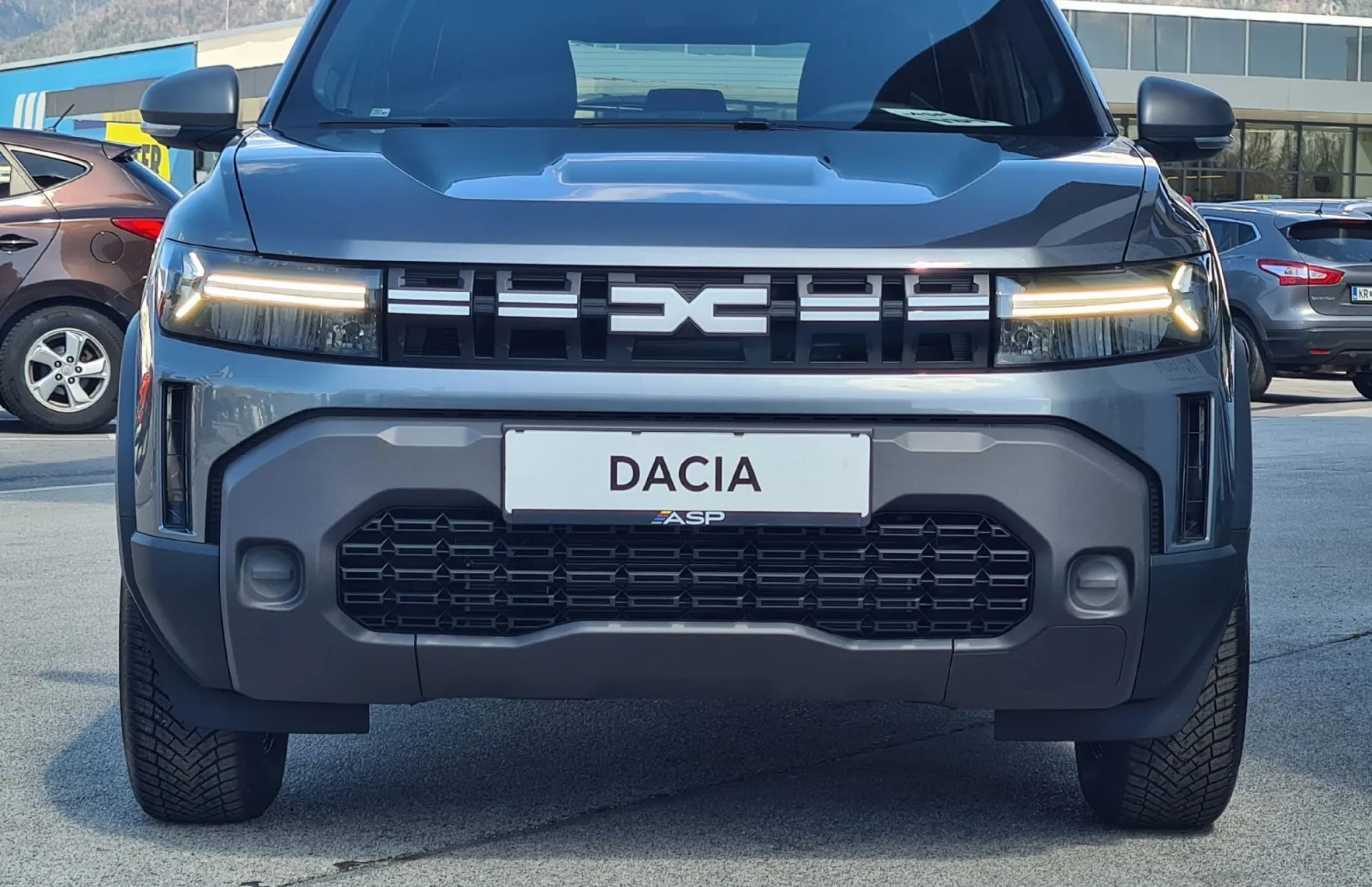 Zunanja slika - Dacia Duster - 4x4 Hybrid-G 150 Expression - 2