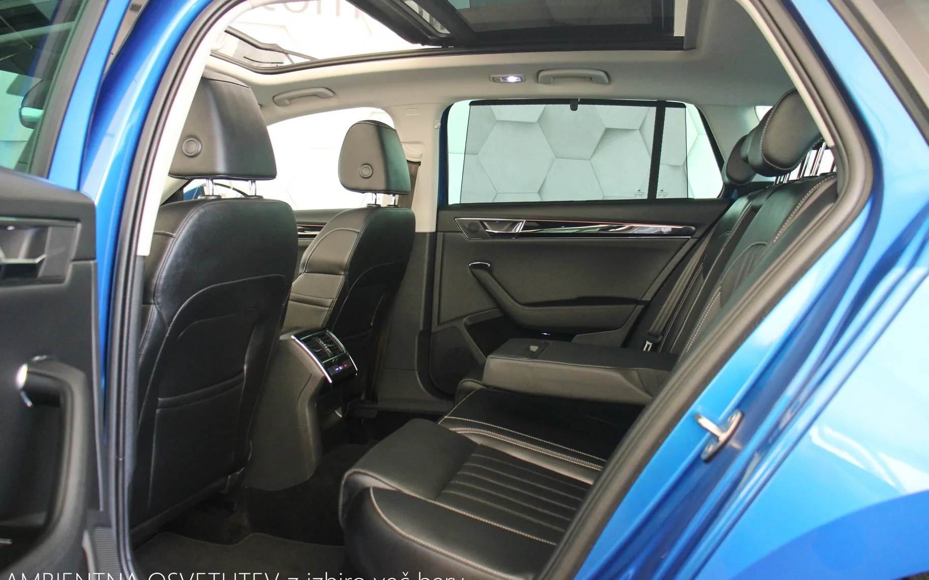 Zunanja slika - Škoda Superb - Combi 2.0 TDI DSG L&K 150KM - 10