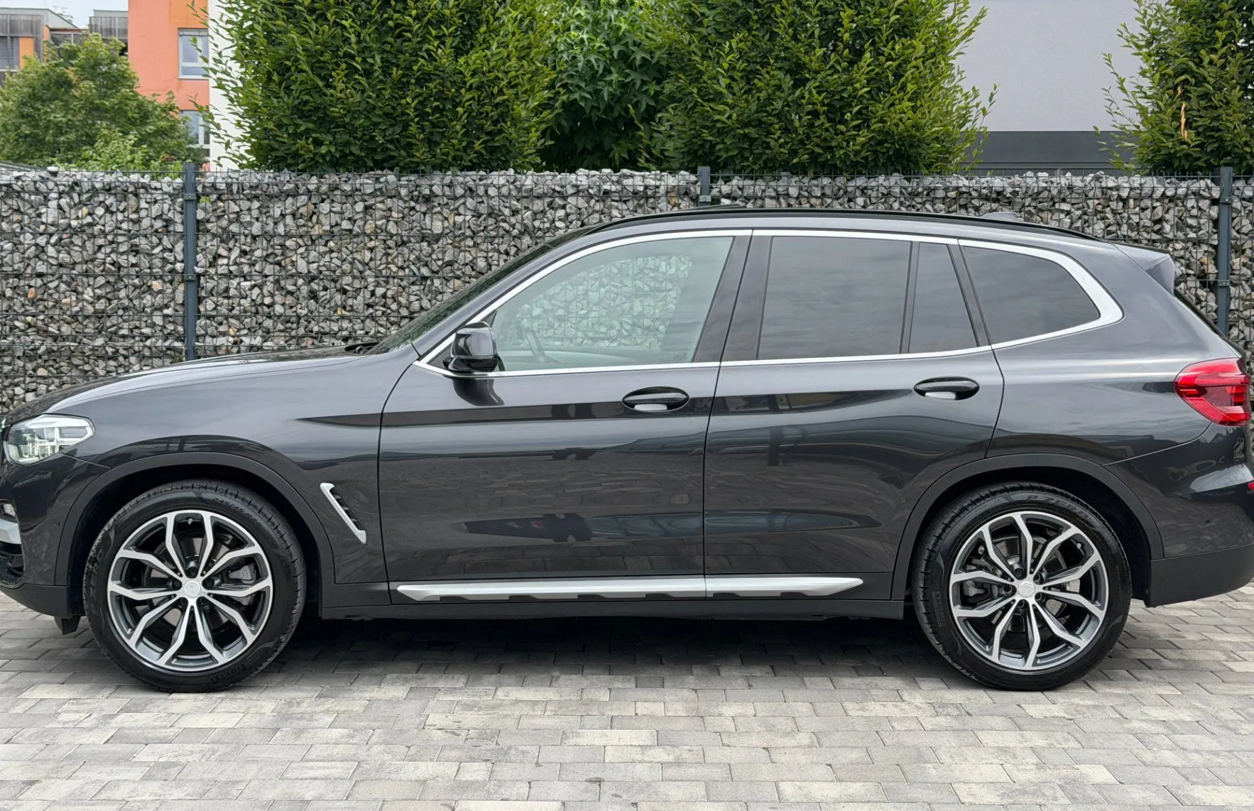 Zunanja slika - BMW X3 - serija : xDrive 20d xLine | Panorama | Usnje | FullLed - 8