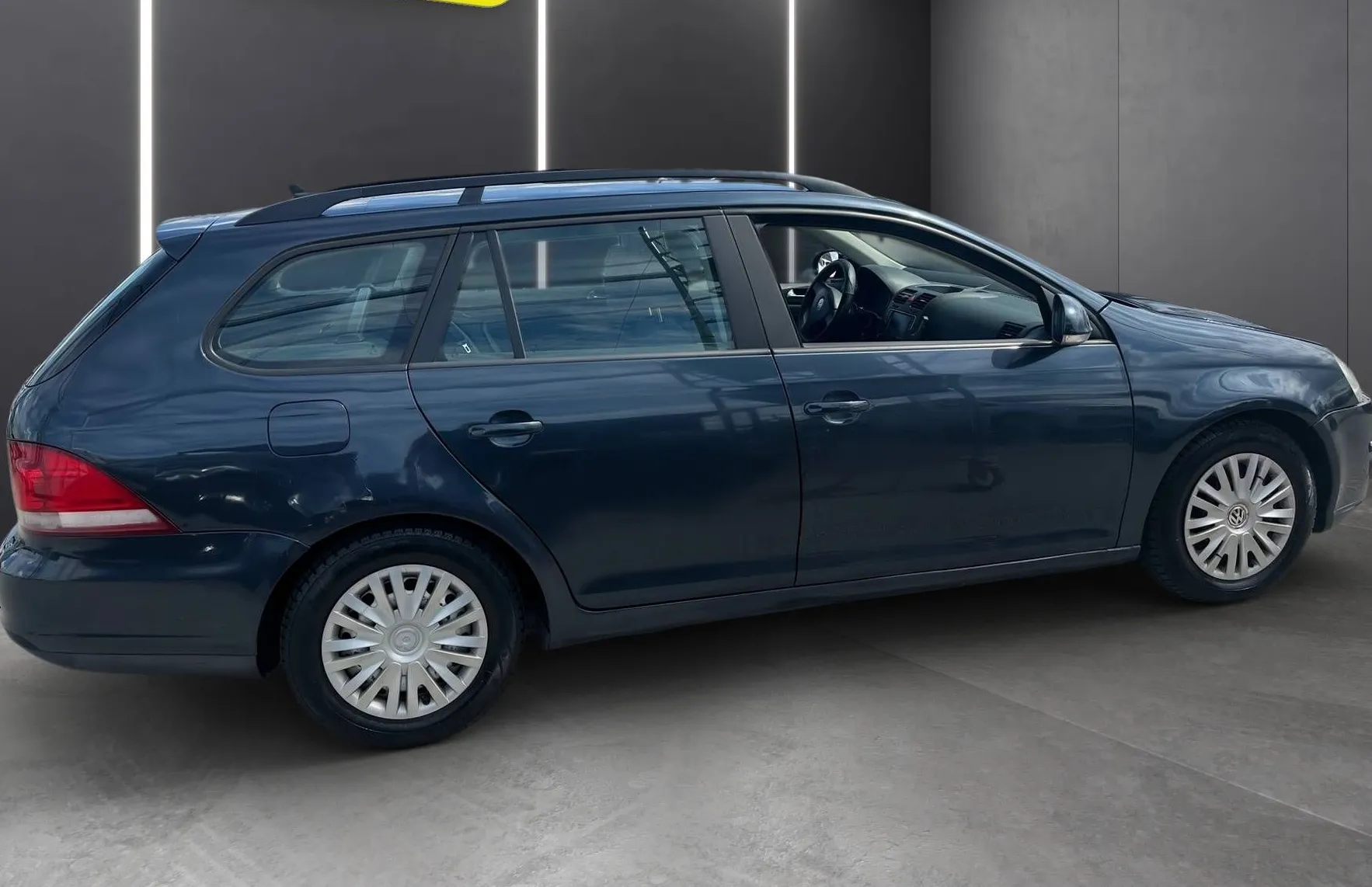 Zunanja slika - Volkswagen Golf - Variant 1.9 TDI MOŽNOST FINANCIRANJA BREZ POLOGA - 8