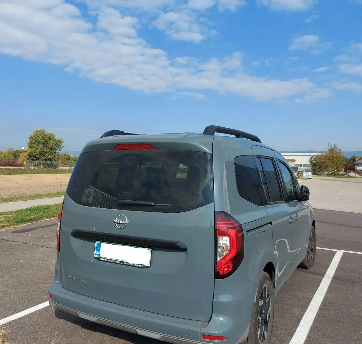 Zunanja slika - Nissan Townstar - Combi L1 1.3 DIG Tekna - 2