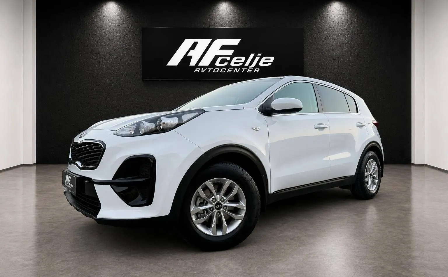 Zunanja slika - KIA Sportage - 1.6 CRDI-LED-LIZING ZA TUJCE-TEMPOMAT-KAMERA... - 1