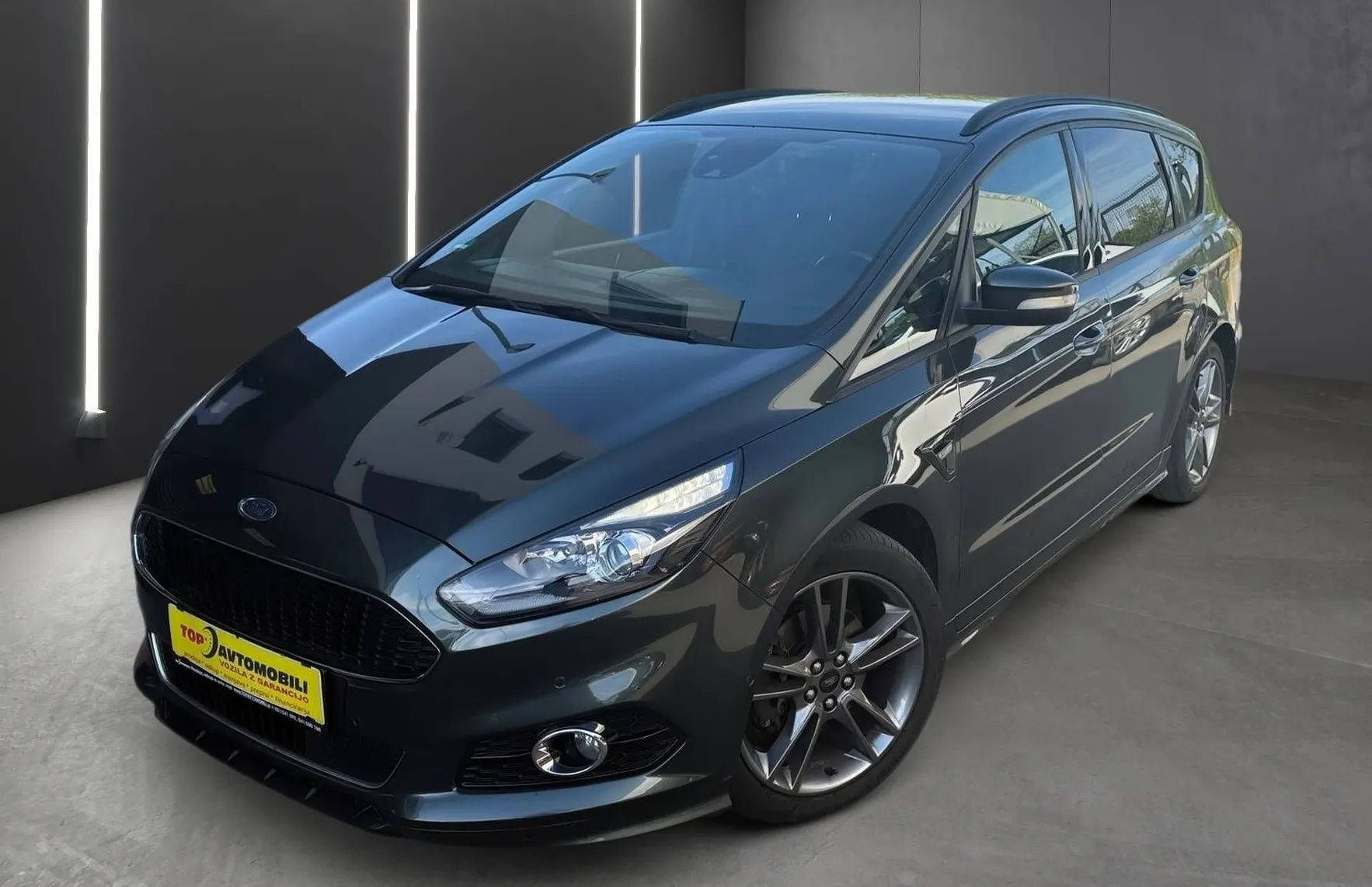Zunanja slika - Ford S-MAX - 2.0 ST LINE FULL LED NAVI PDC MEMORY TOP - 2