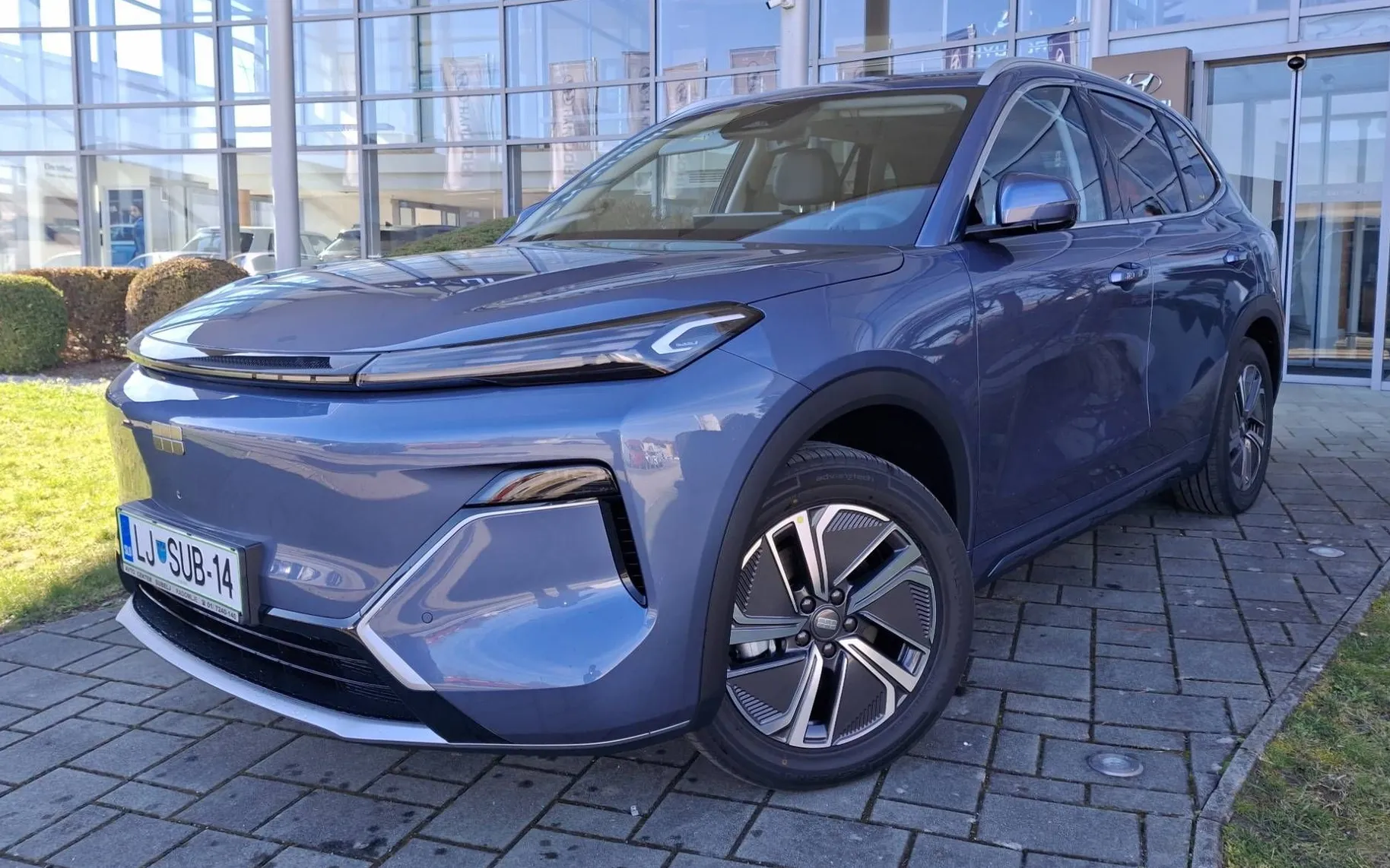 Zunanja slika - Geely StarRay - EM-i 1.5 PHEV 7DCT MAX - 1