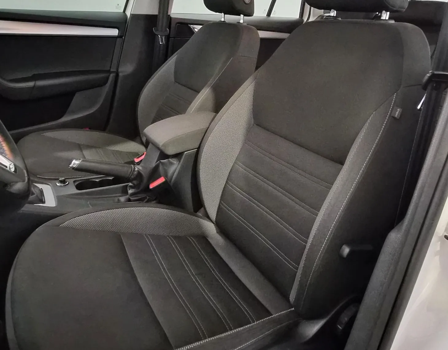 Zunanja slika - Škoda Octavia - Combi 1,6 TDI Ambition - 14