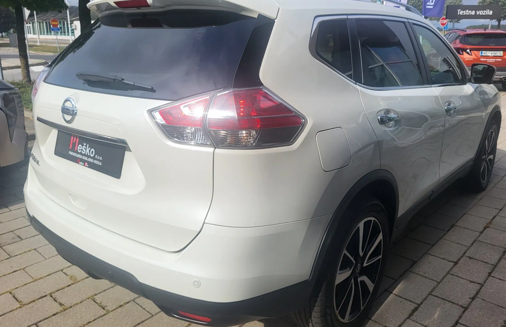 Zunanja slika - Nissan X-Trail - 1.6 dCi Aut navi-alu-pdc-kamera-acc-usnje-servis - 5