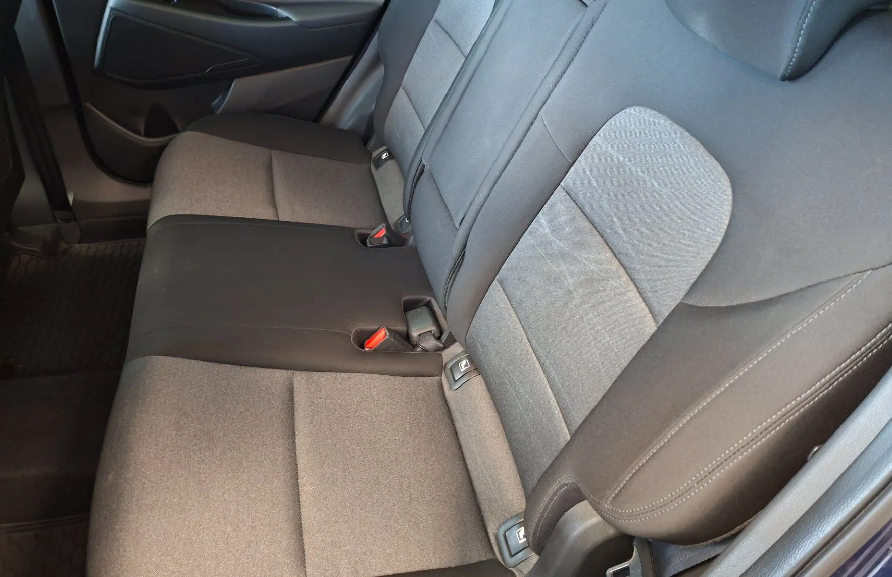Zunanja slika - Hyundai Tucson - 1.6 GDI PREMIUM-SLO-1.LAST.-LED-NAVI-KAMERA- - 16