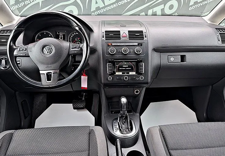 Zunanja slika - VW Touran - 2.0 TDI avt. Highline 103 140 +ALU19+VELIK SERVIS - 9