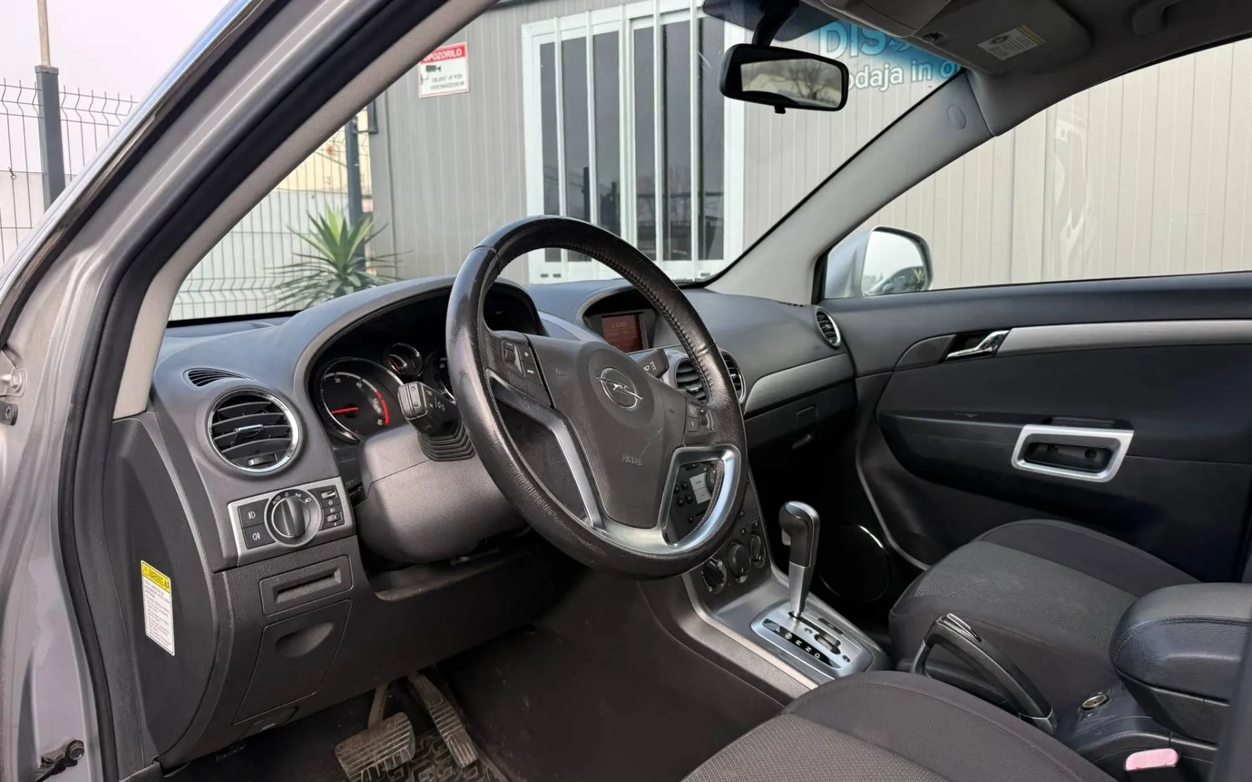 Notranja slika - Opel Antara - 2.0 CDTI 4x4 AVTOMATIK - 7