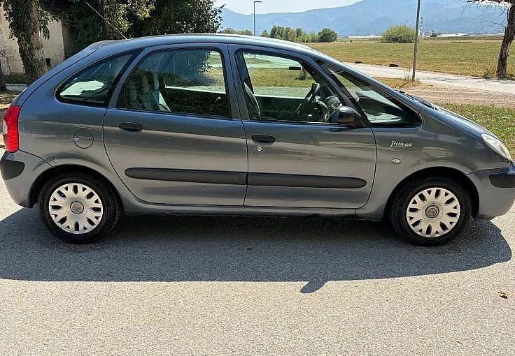 Zunanja slika - Citroën Xsara Picasso - 1.6i 16V Elegance - 4