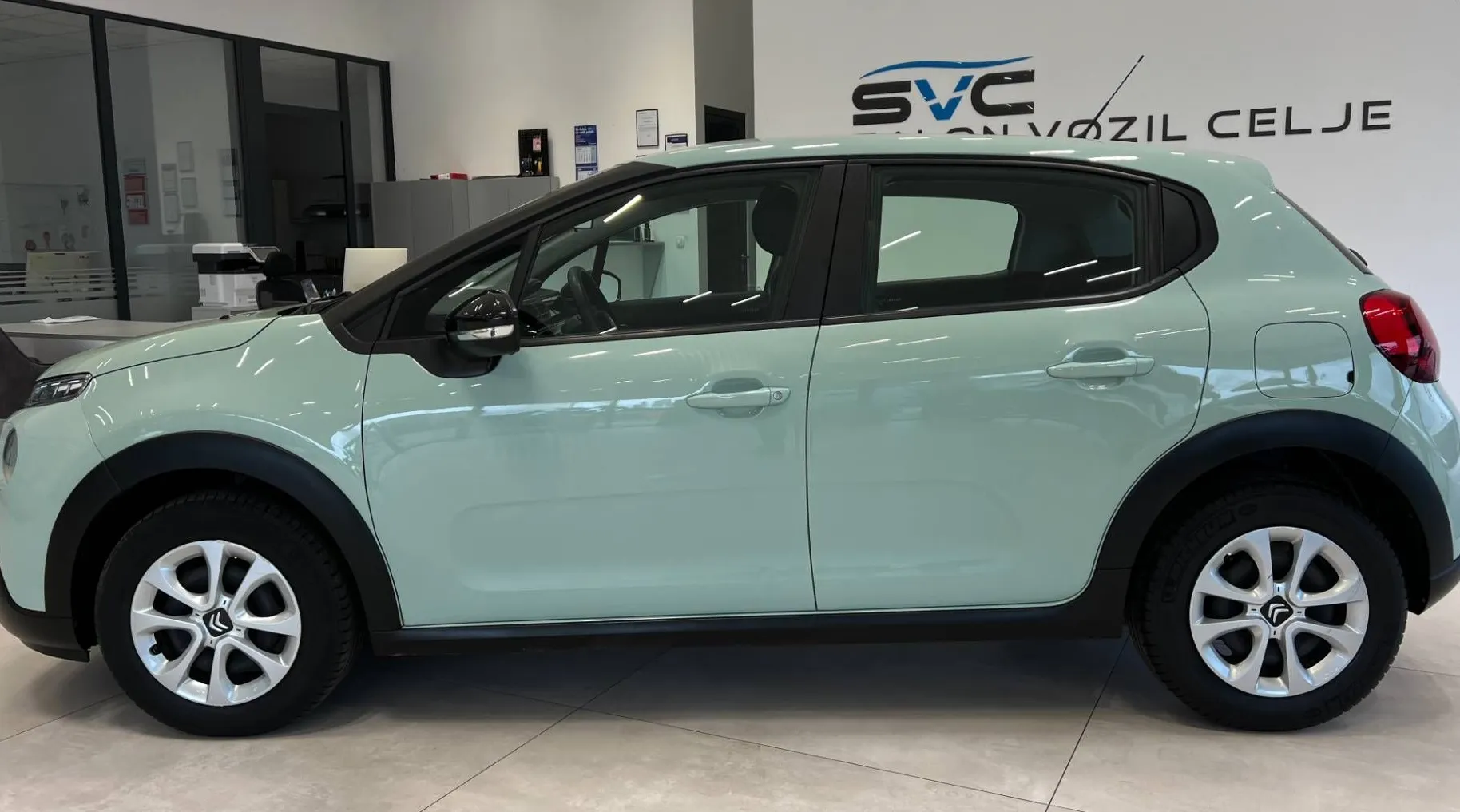 Zunanja slika - Citroën C3 - 1.2-1.LASTNIK-JAMSTVO-LED-TEMP-BT-MINT-OBROK 80€ - 3