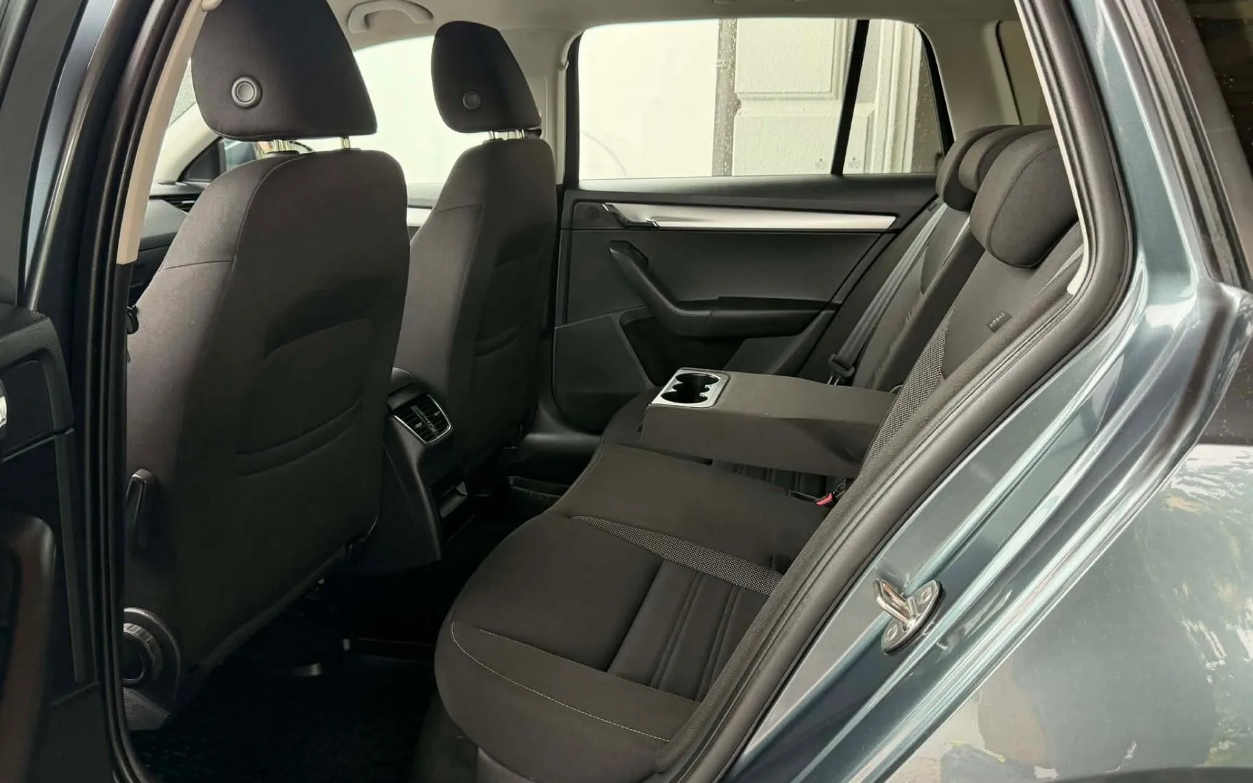 Notranja slika - Škoda Octavia - 1.5 TSI-DSG-FUL LED-NAVI-LIZING ZA TUJCE-KEYLES-.. - 11