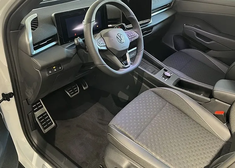 Zunanja slika - VW T-Roc - 1.5 eTSI R-line DSG 110kW   150 KM - 5
