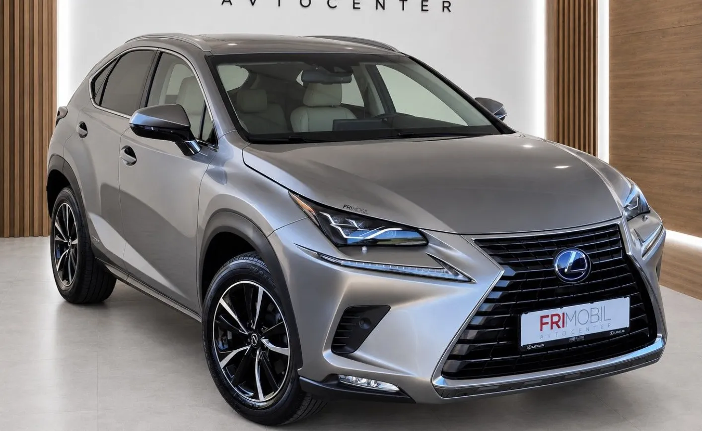 Zunanja slika - Lexus NX - 300h AWD Luxury•GRETJE•HLAJENJE SEDEŽEV•ACC•KAMERA - 2