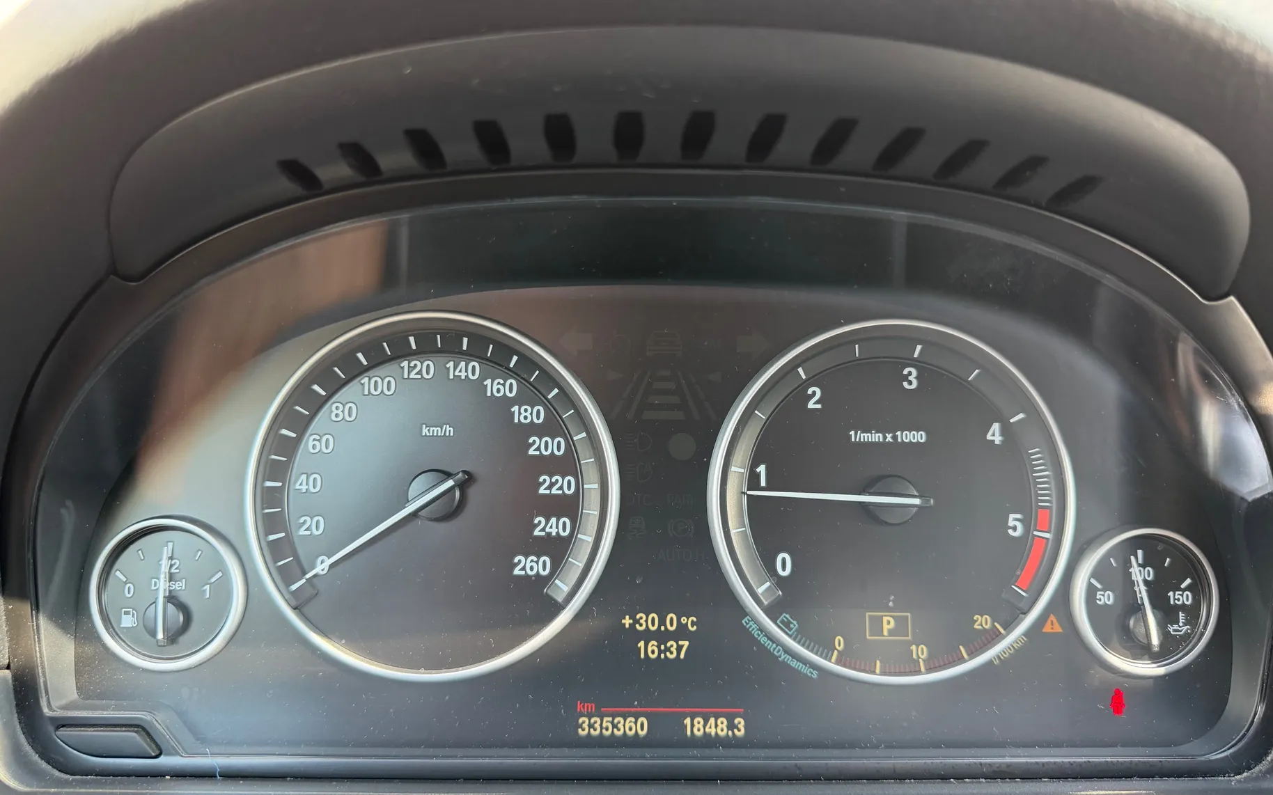 Zunanja slika - BMW Serija 5 - 520D AUT. 2.LASTNIK GRETJE SED. NAVI - 15