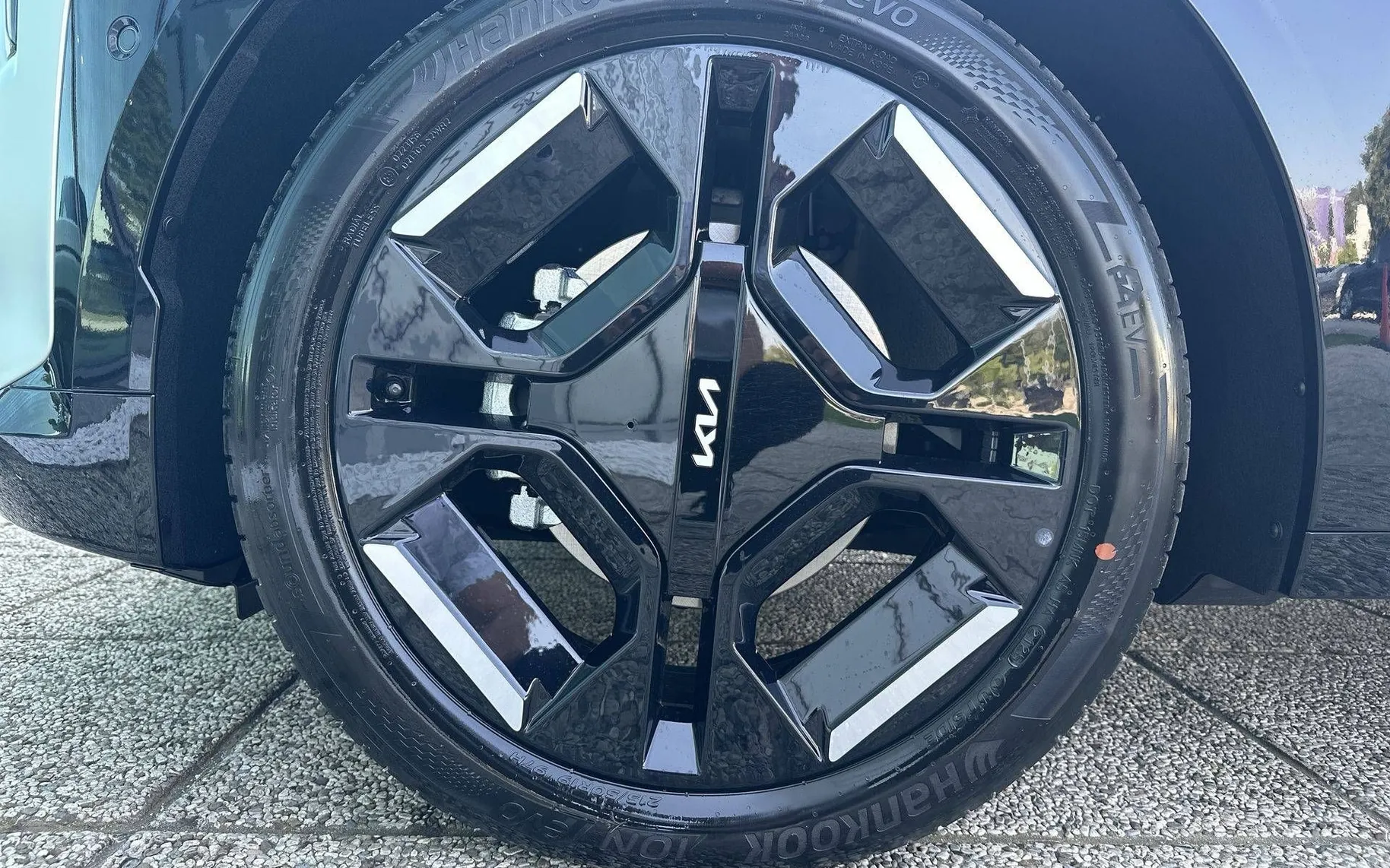 Notranja slika - KIA EV3 - GT-Line 81.4 kWh baterija. doseg do 605km... - 9