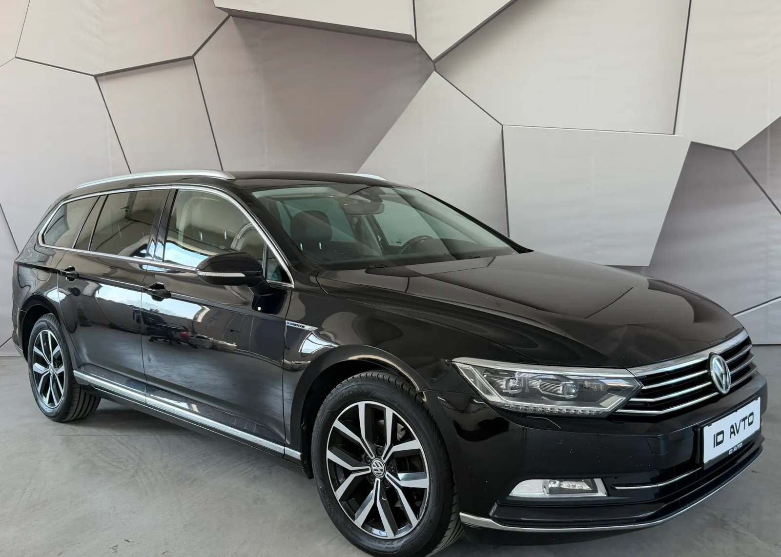 Zunanja slika - Volkswagen Passat - Variant 2,0 TDI BMT Connect DSG - 6