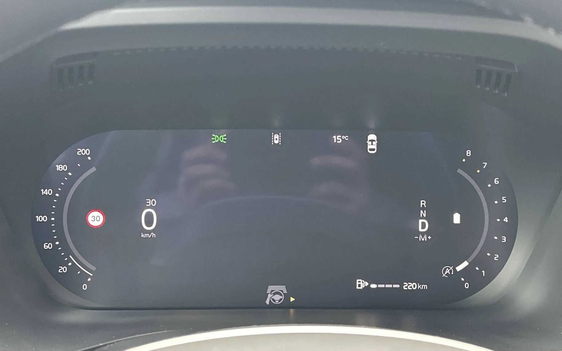 Notranja slika - Volvo XC60 - B5 P AWD Plus Dark Avt. - 15