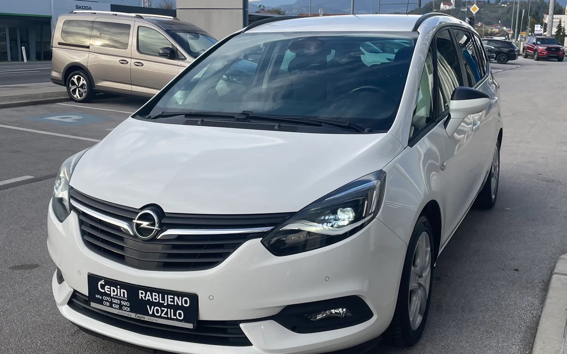 Zunanja slika - Opel Zafira - 1.6-CDTI-INNOVATION-LED-KLJUKA-TOP - 4
