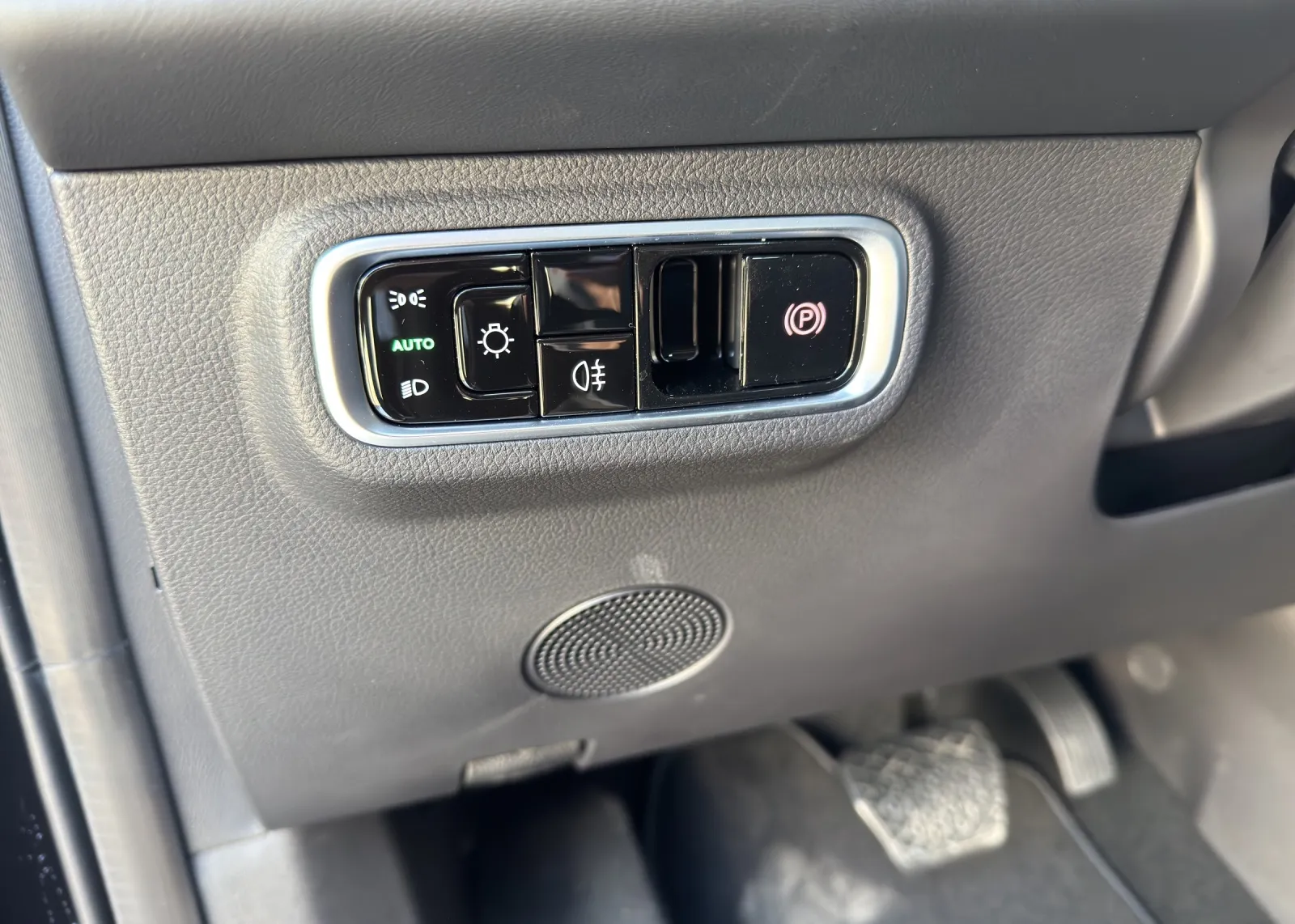 Zunanja slika - Omoda 5 SHS-H - URBAN 1.5 TGDI + RADAR + BLIS + KAMERA + DAB + - 16
