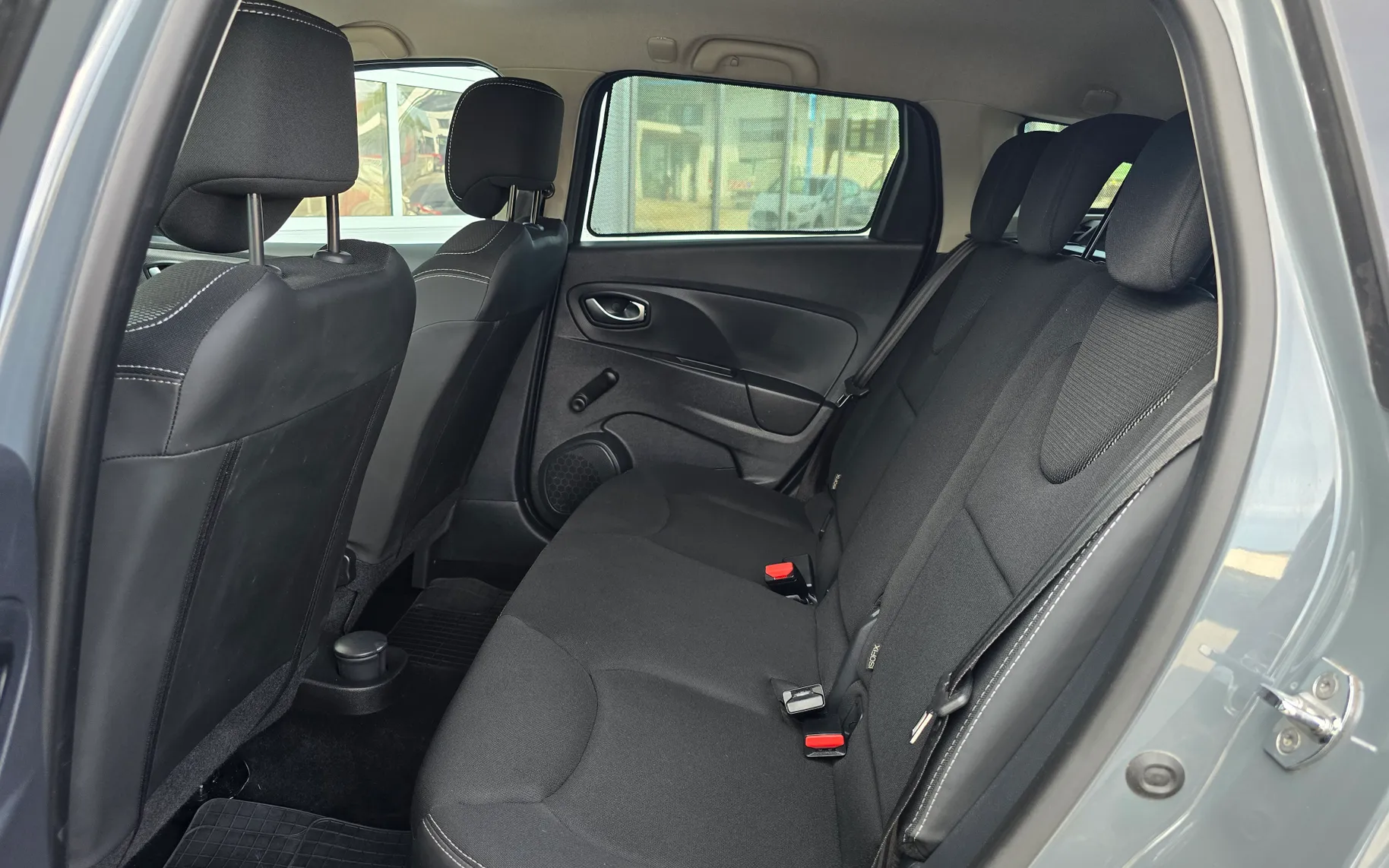Notranja slika - Renault Clio - Grandtour TCe 75 Zen - 9