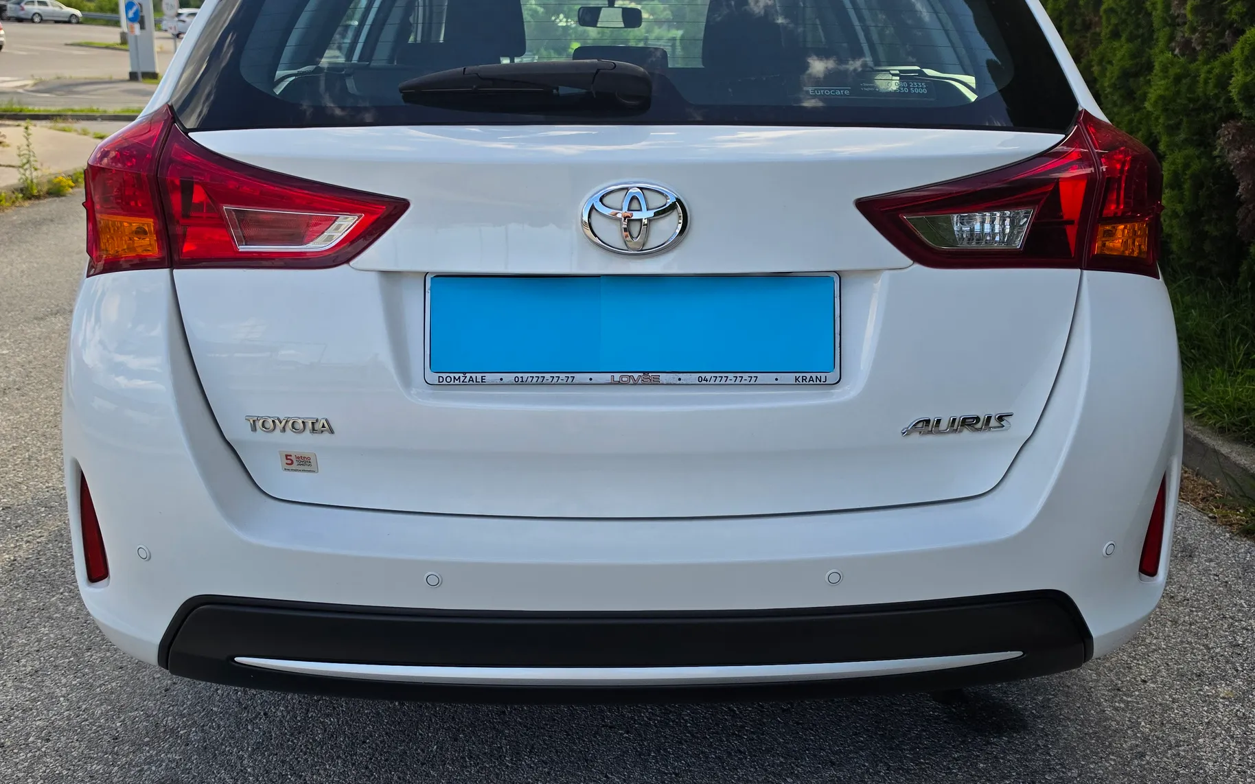 Zunanja slika - Toyota Auris - Toyota  TS 1.4 D-4D Luna - 4
